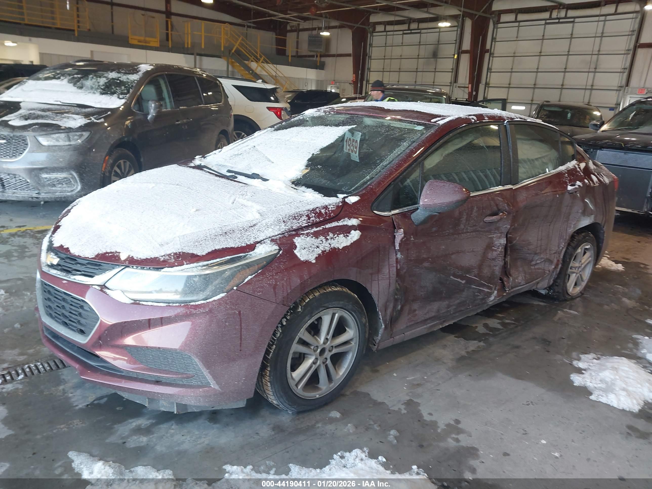 CHEVROLET CRUZE image 2