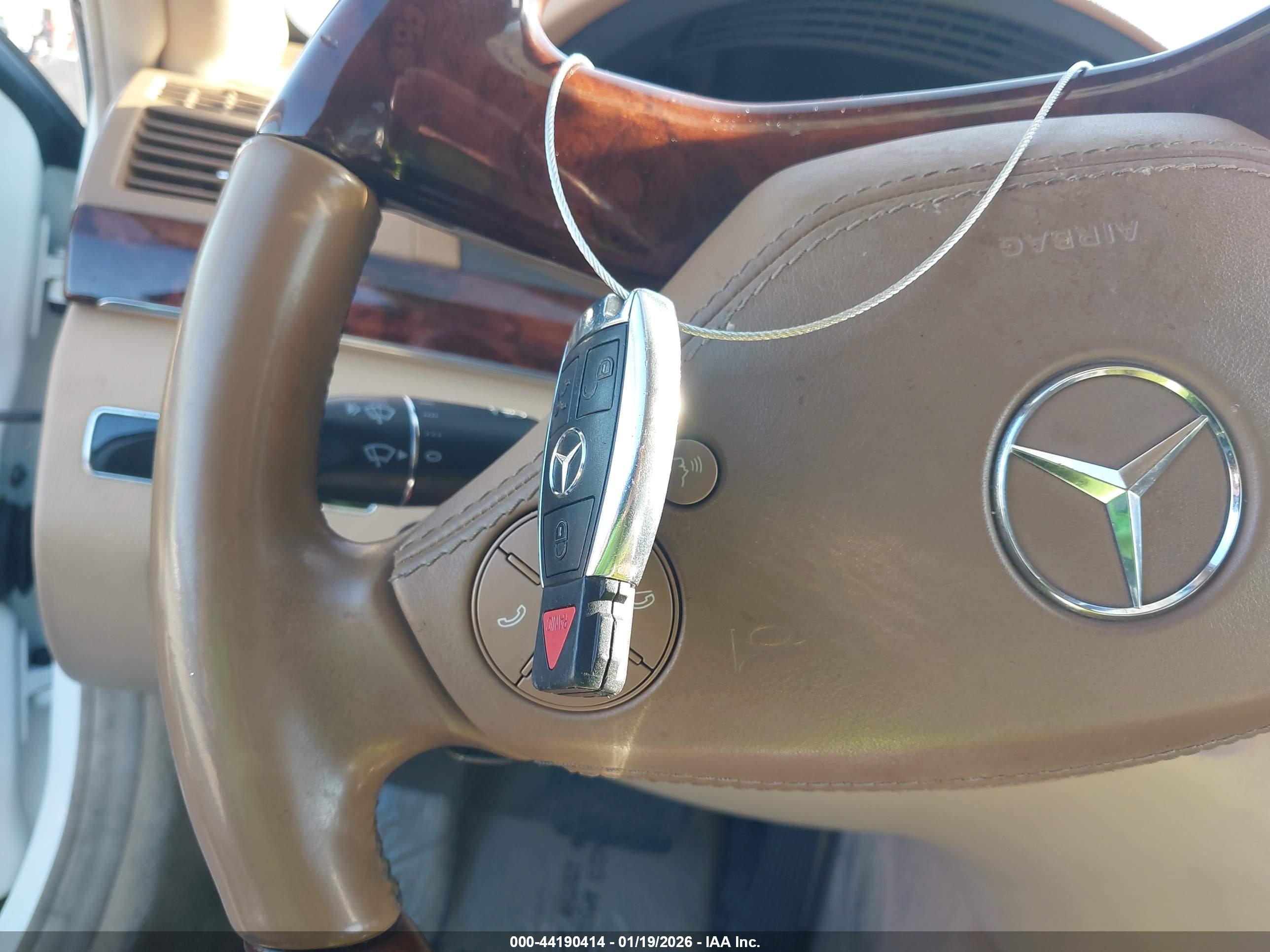 MERCEDES-BENZ S image 11
