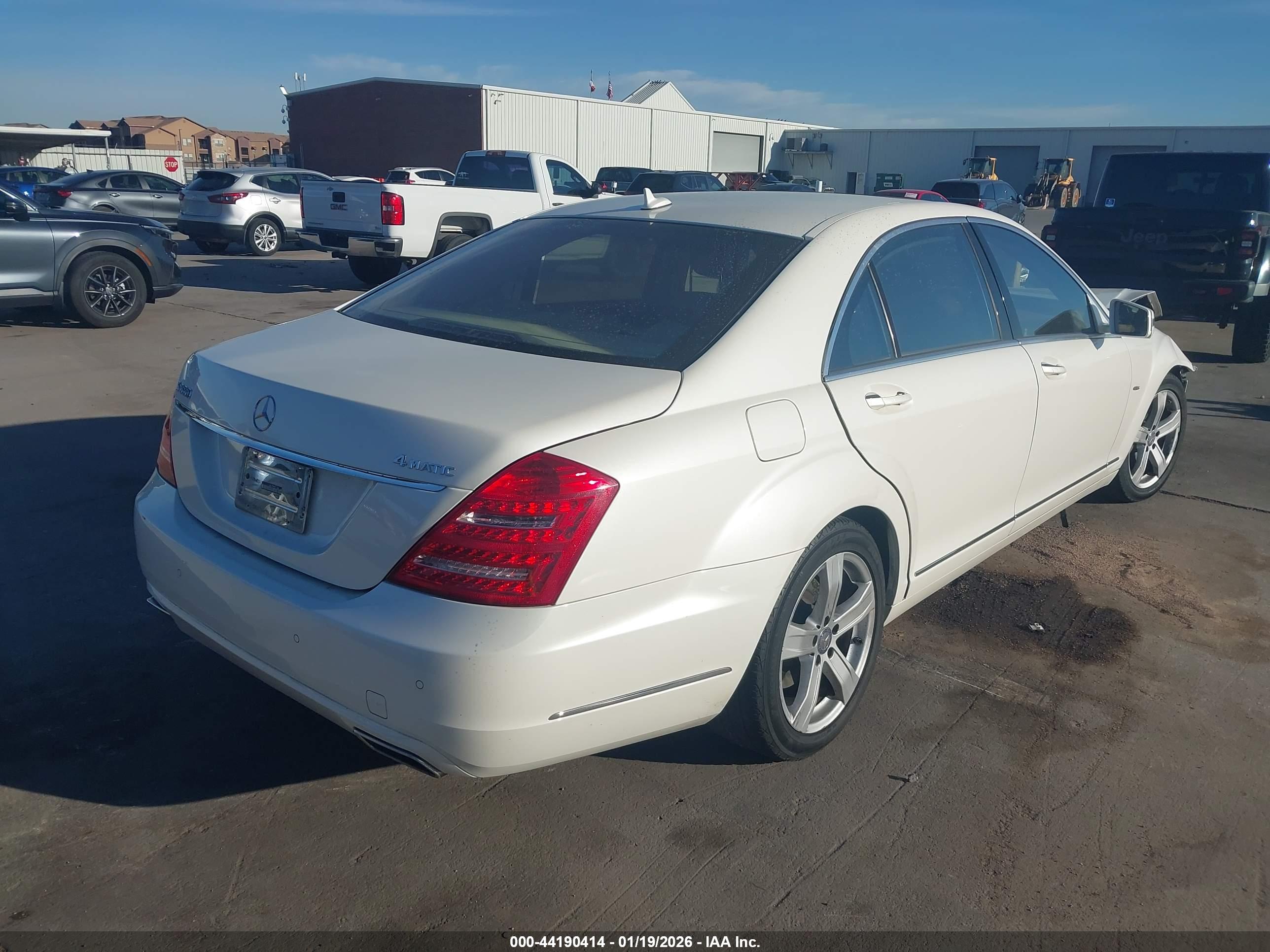 MERCEDES-BENZ S image 4