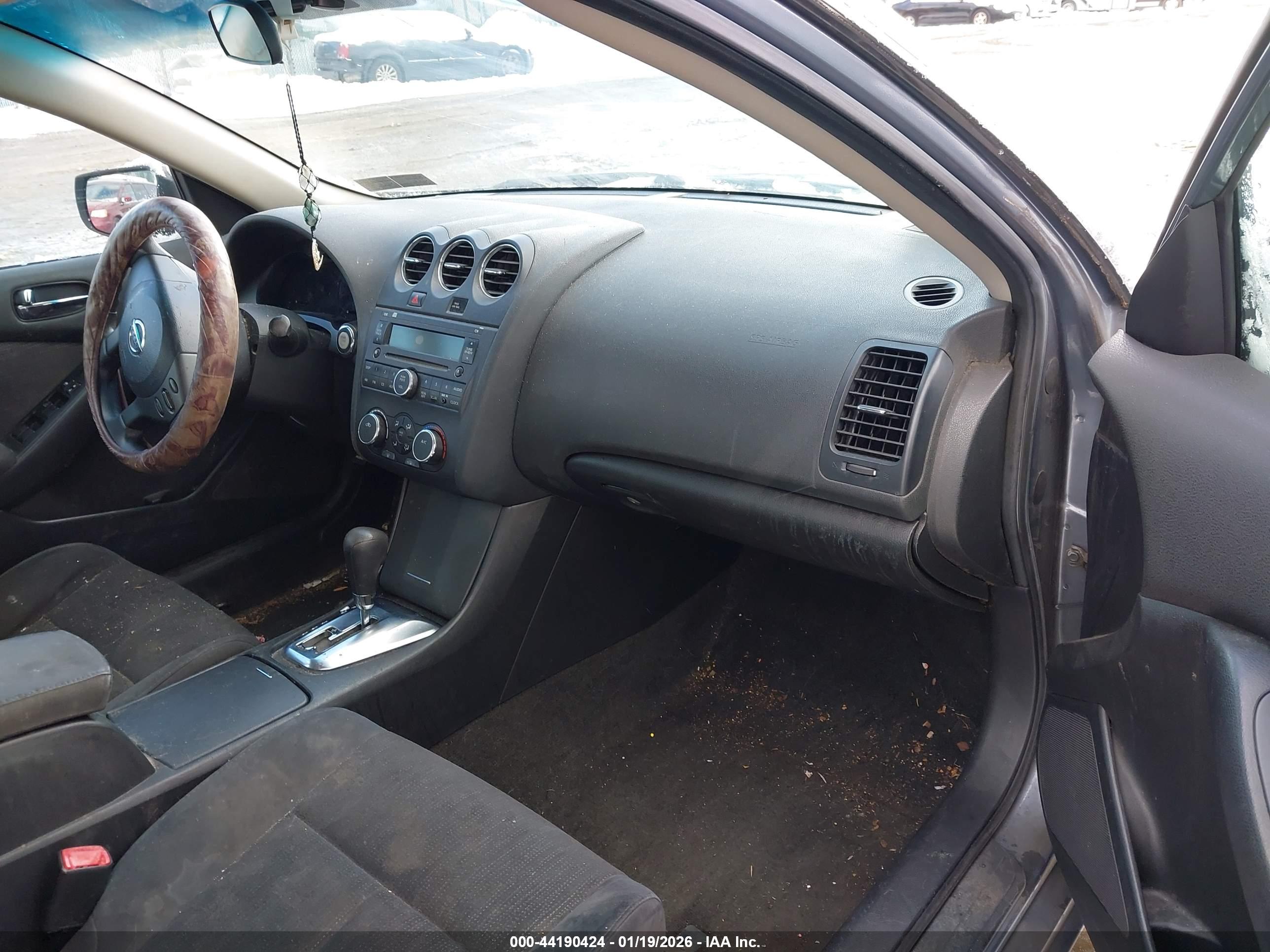 NISSAN ALTIMA image 5