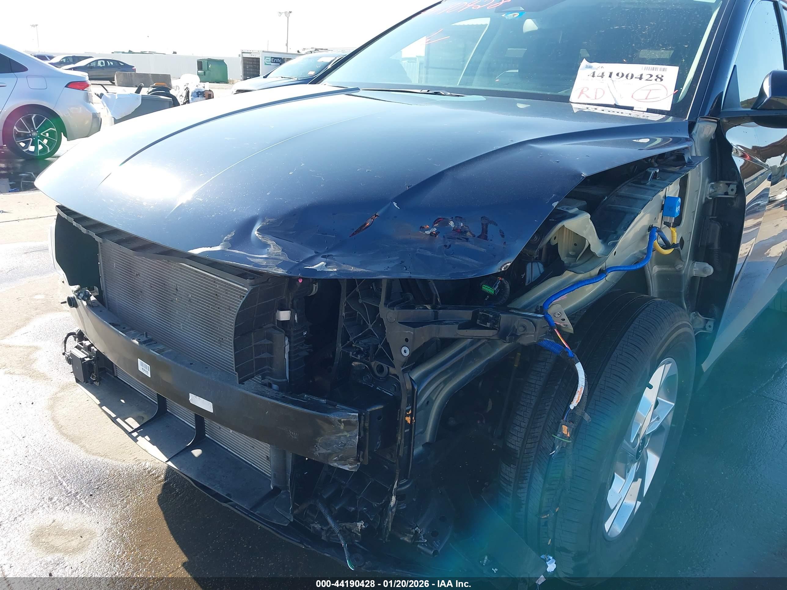 HYUNDAI TUCSON image 6