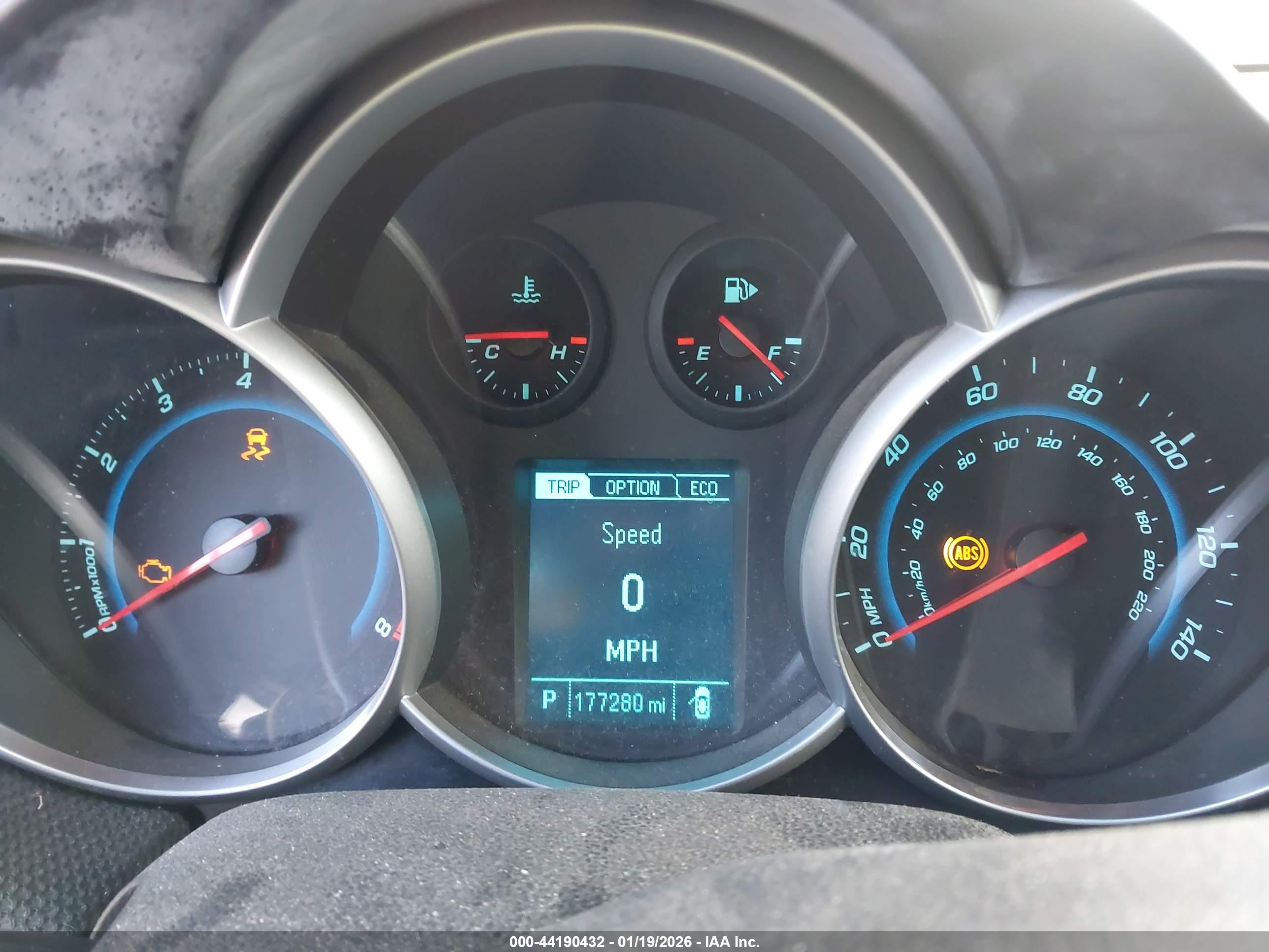 CHEVROLET CRUZE image 7