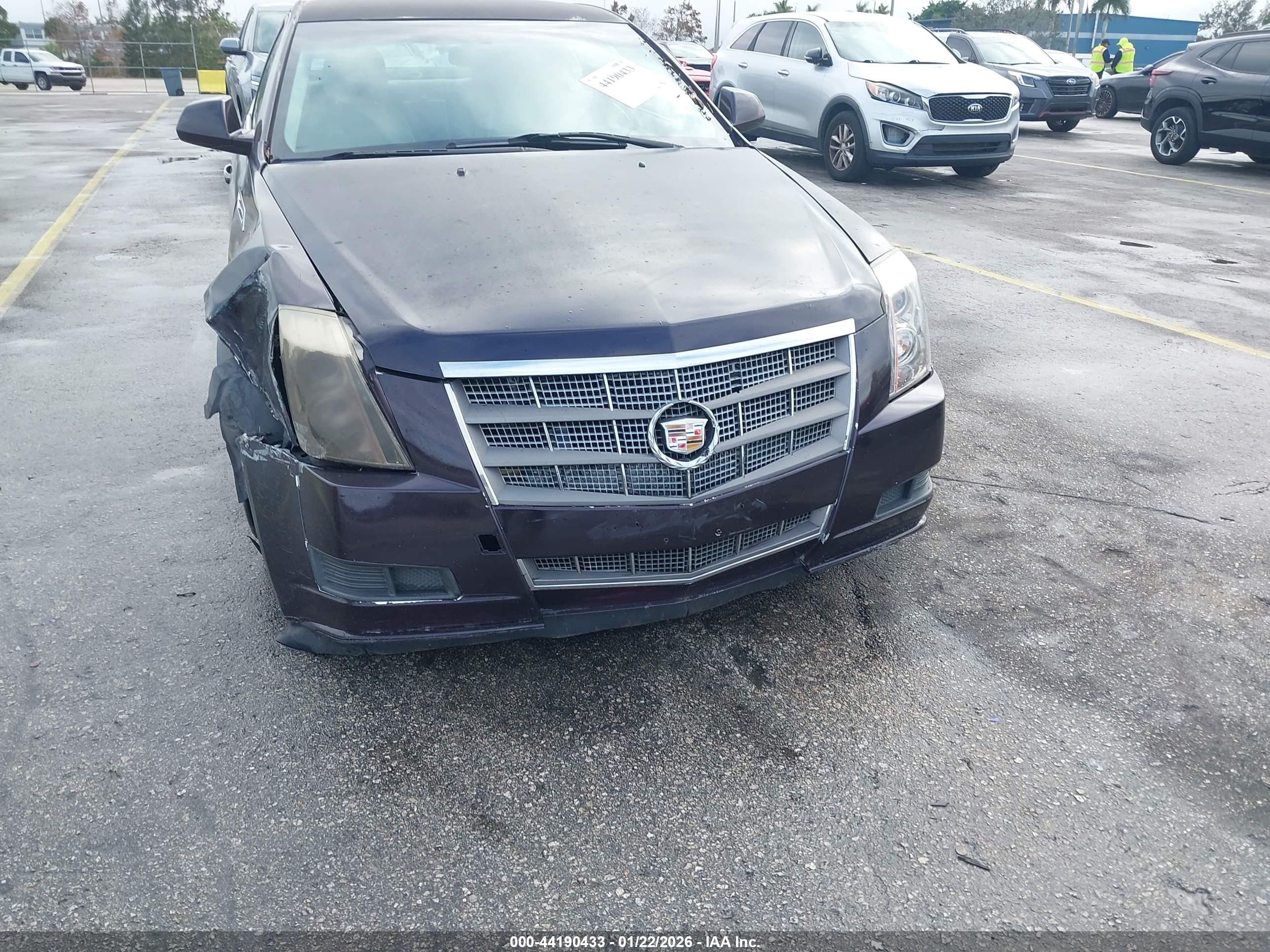 CADILLAC CTS image 6