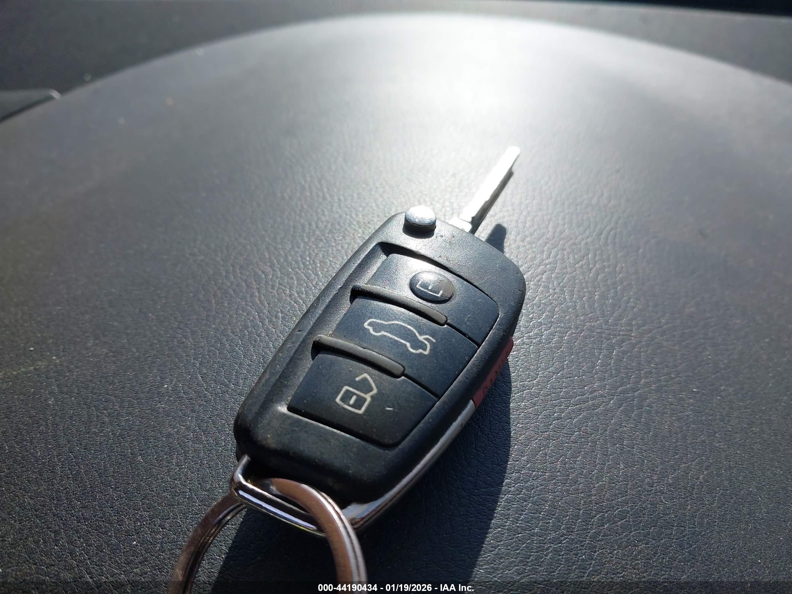 AUDI A6 image 11