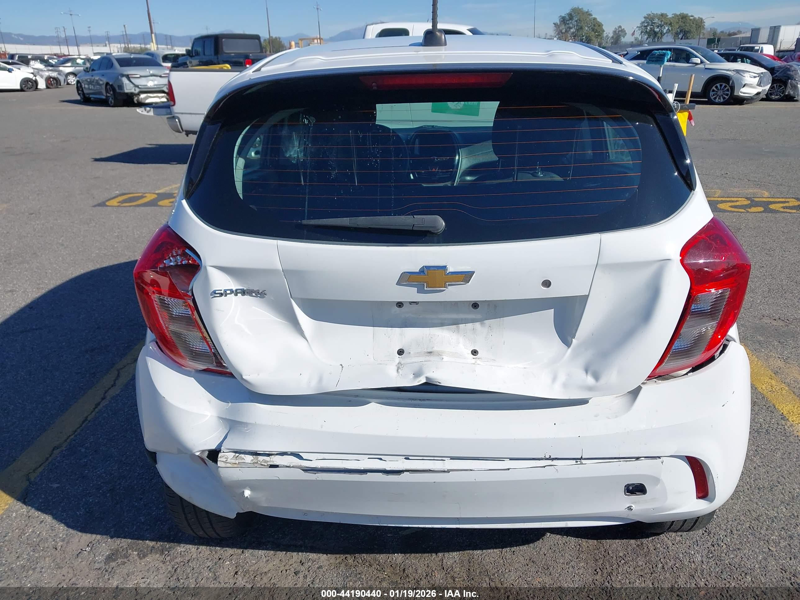 CHEVROLET SPARK image 6