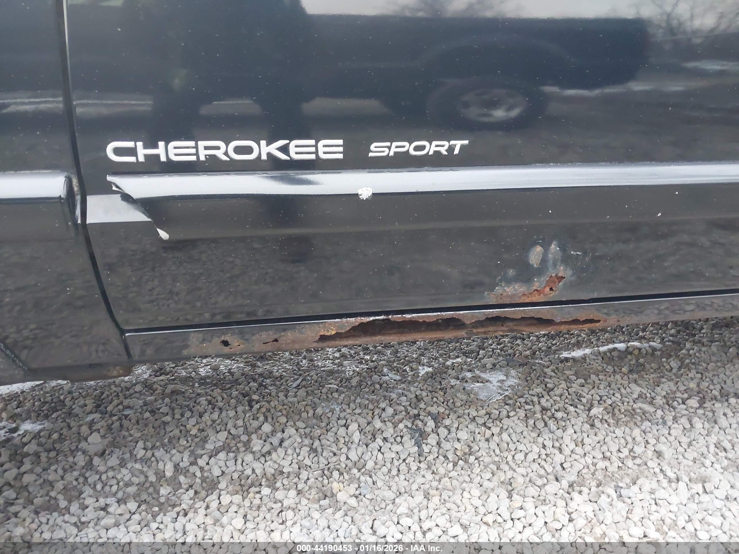 JEEP CHEROKEE image 6