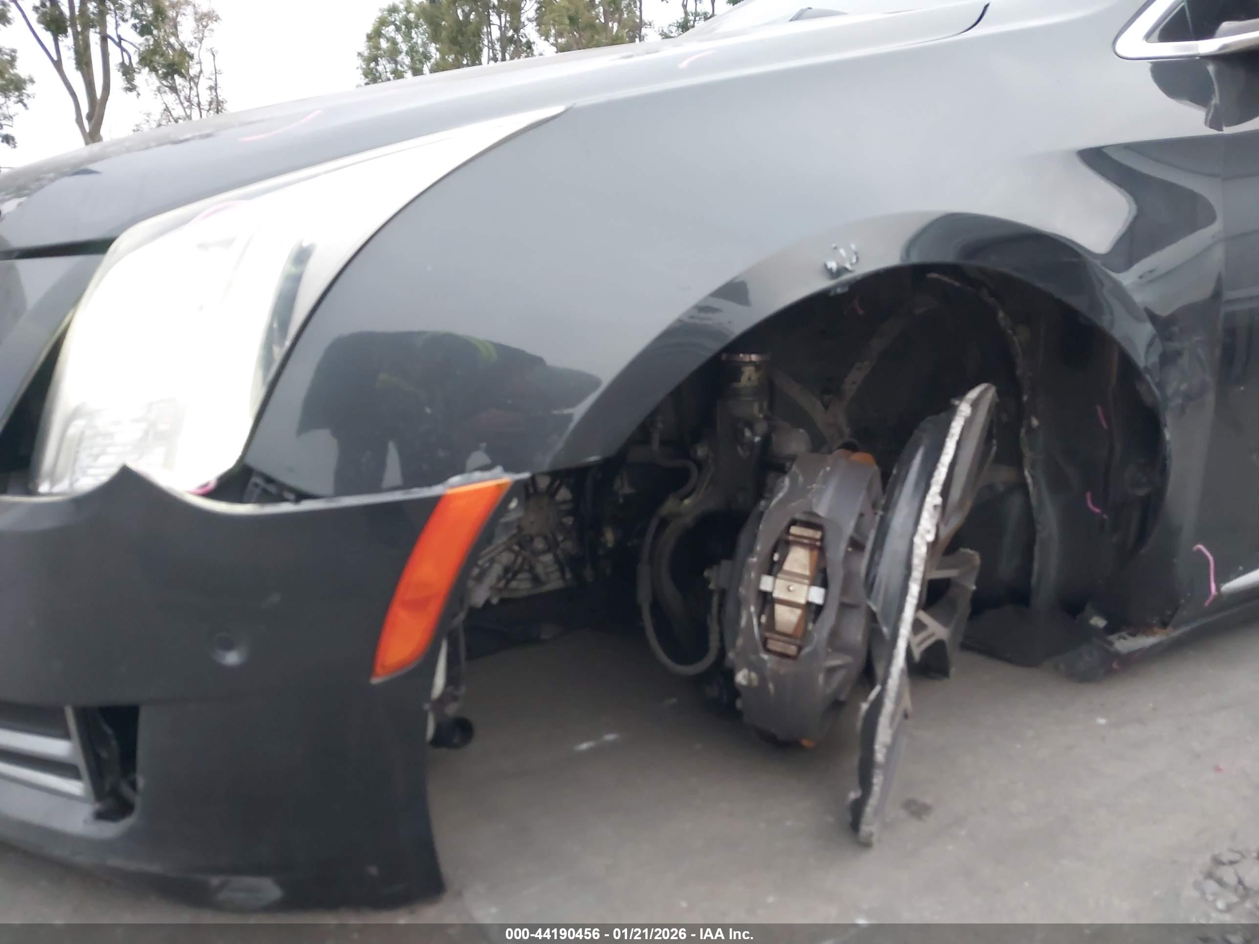 CADILLAC XTS image 6