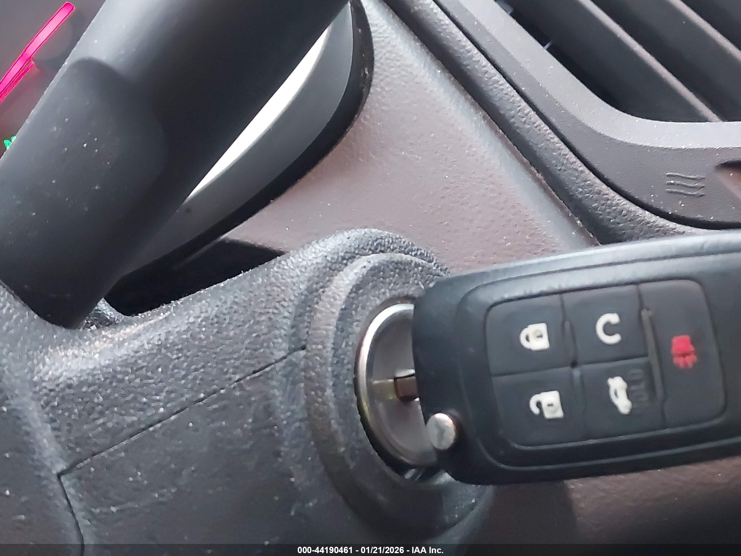 CHEVROLET EQUINOX image 11