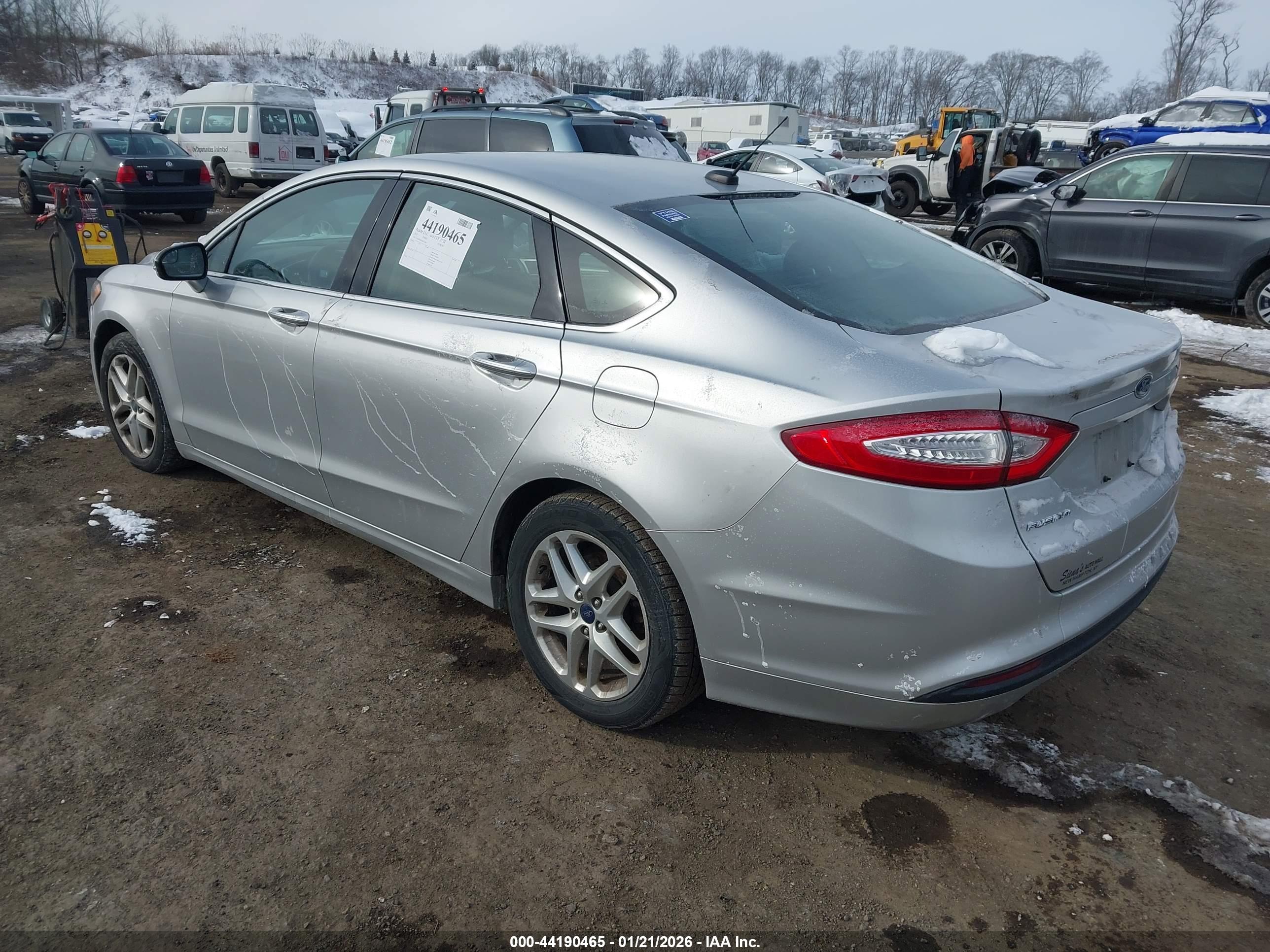 FORD FUSION image 3