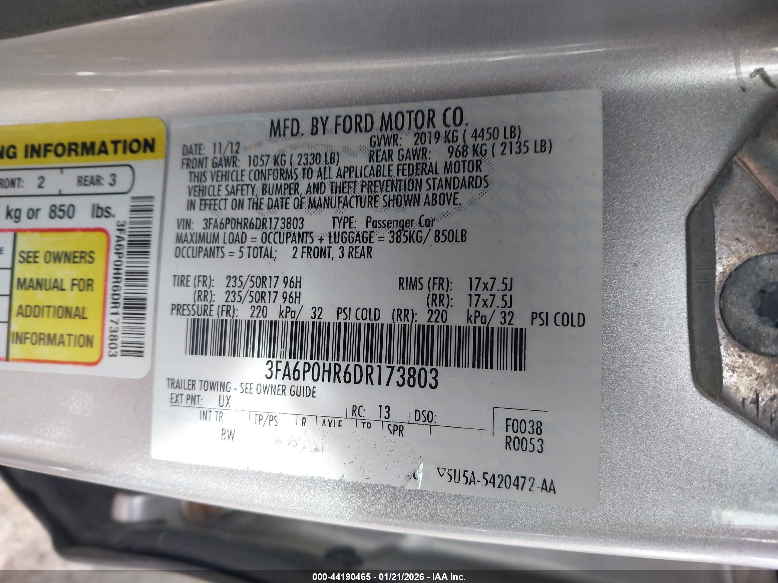 FORD FUSION image 9