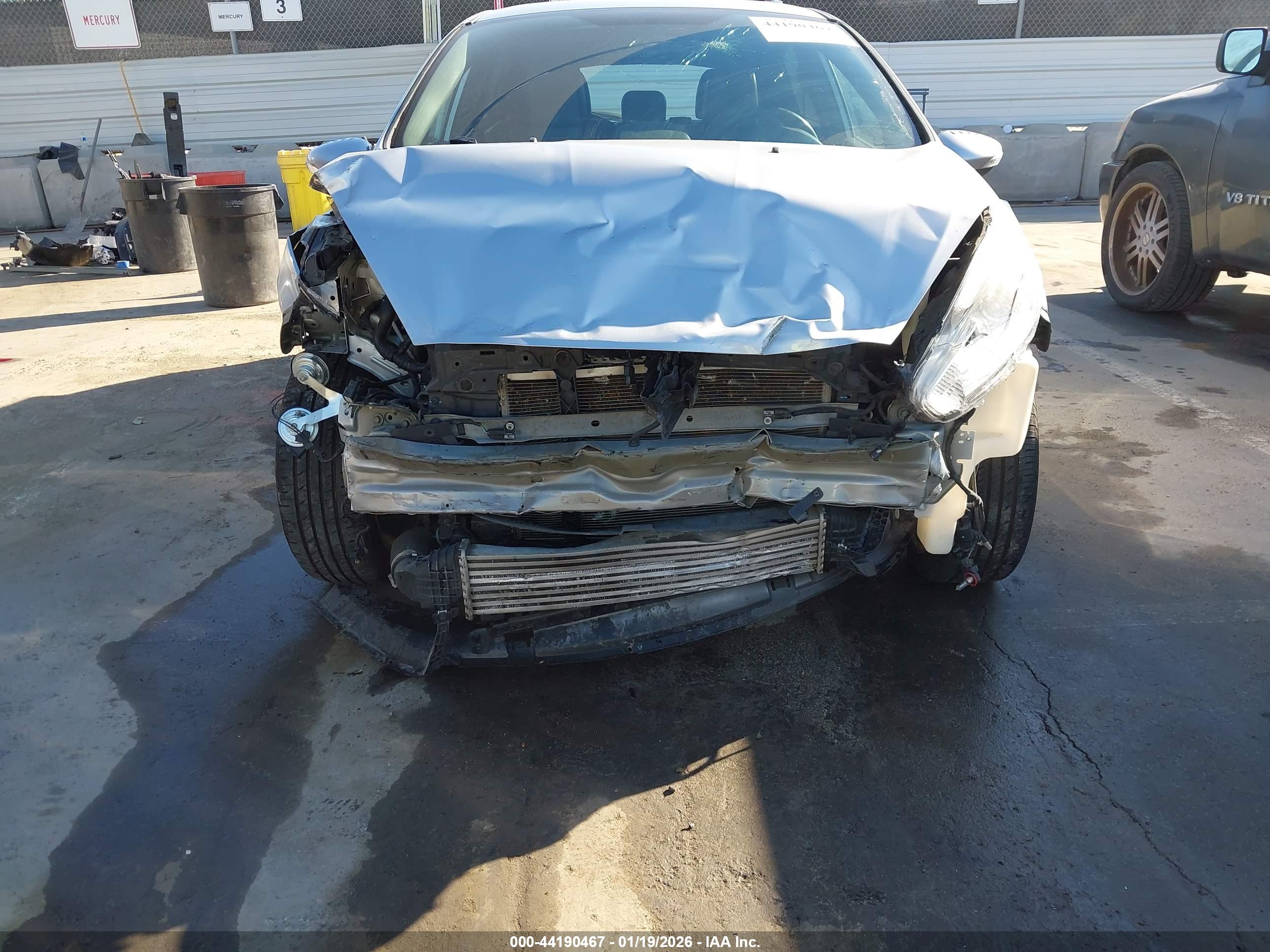 FORD FIESTA image 6