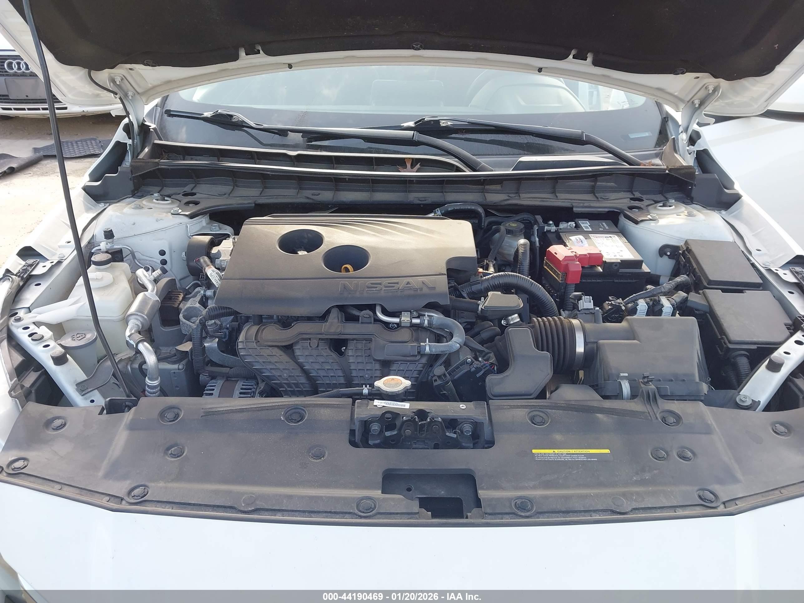 NISSAN ALTIMA image 10