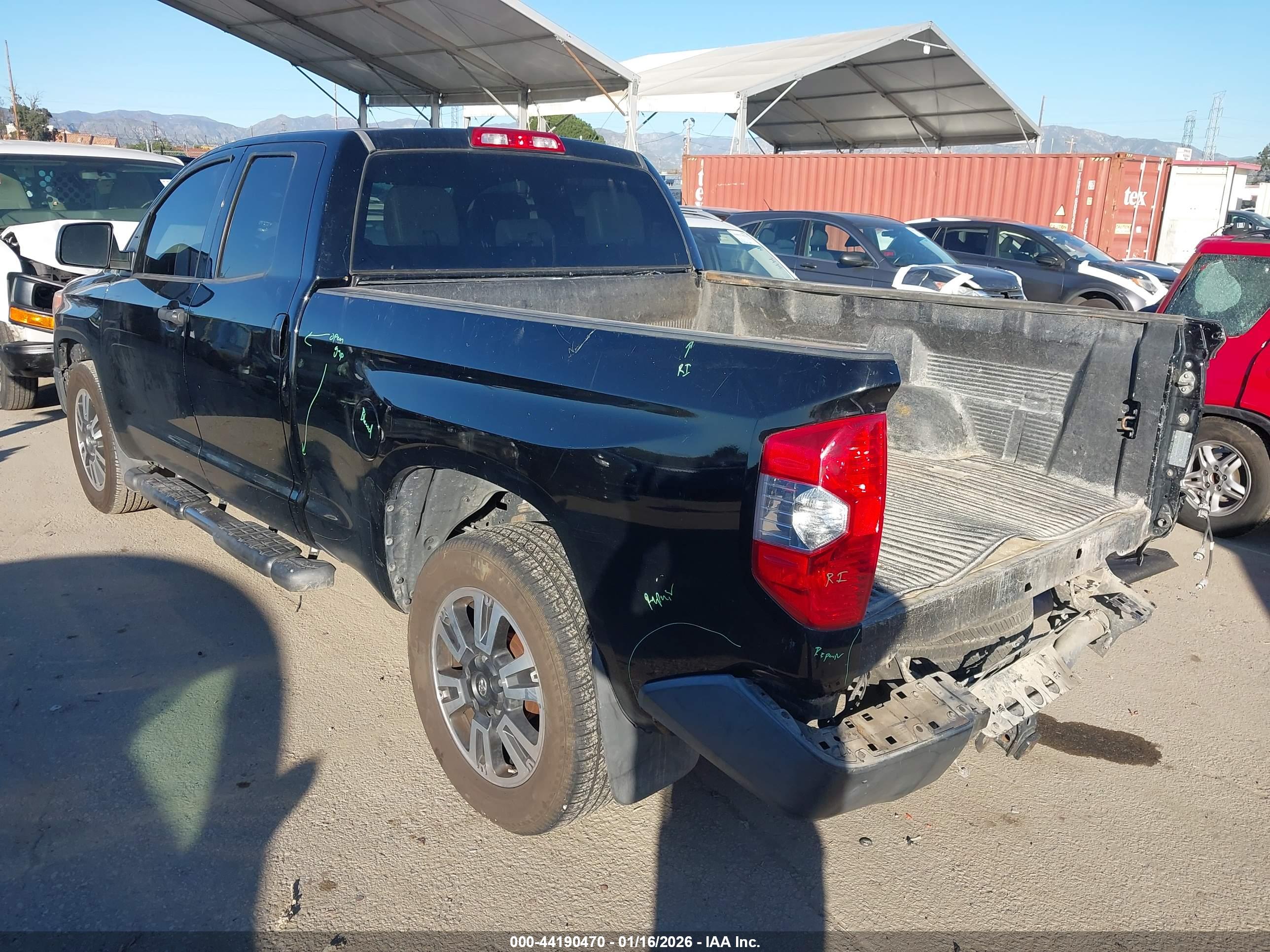 TOYOTA TUNDRA image 3