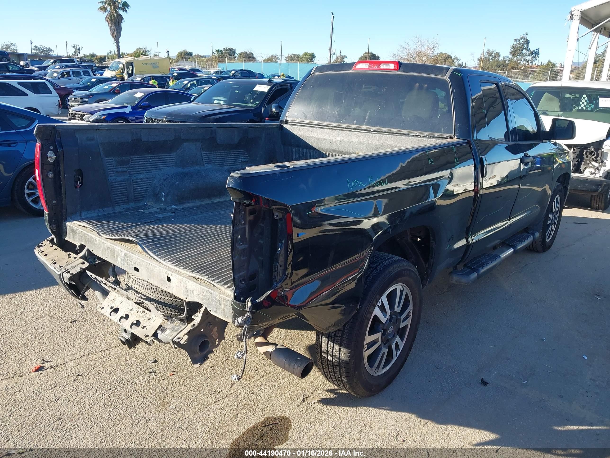 TOYOTA TUNDRA image 4