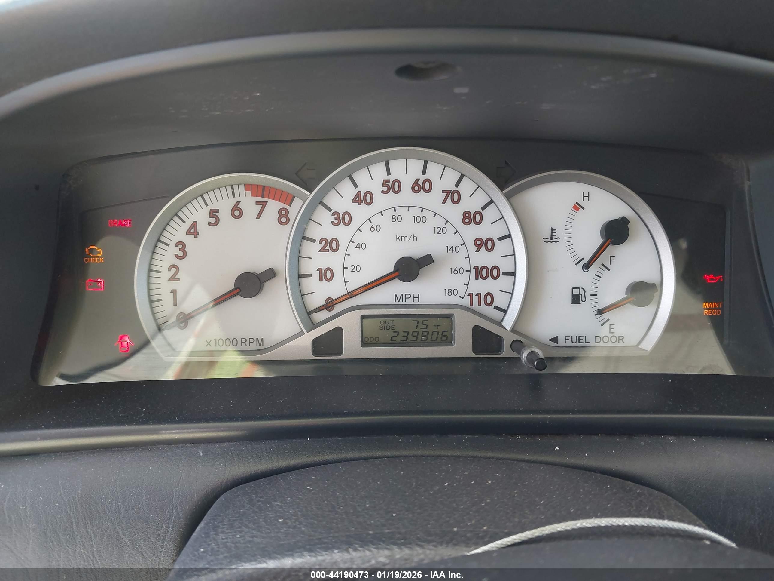 TOYOTA COROLLA image 7