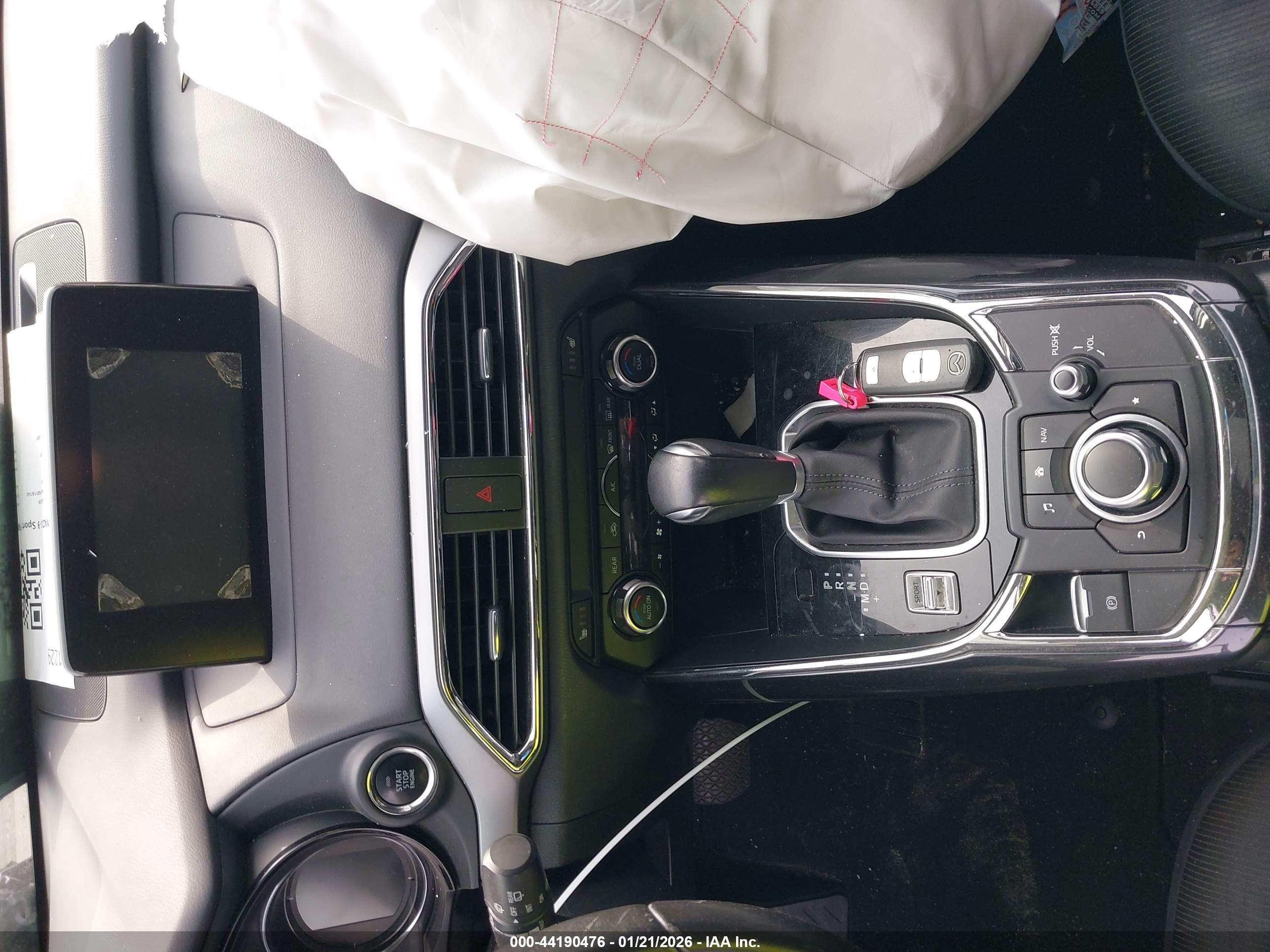 MAZDA CX-9 image 11