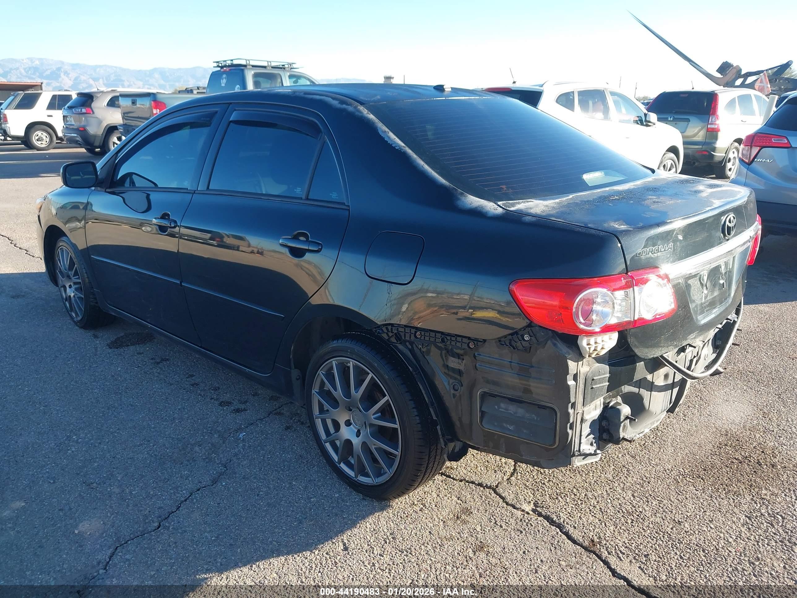 TOYOTA COROLLA image 3