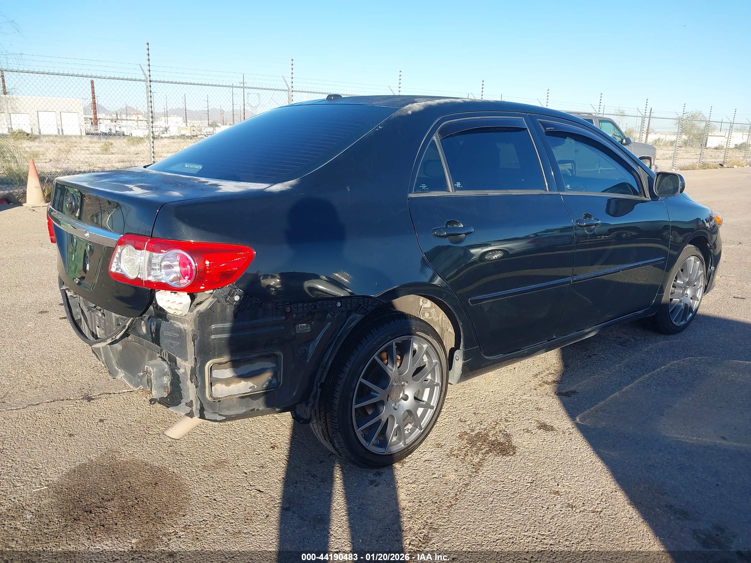 TOYOTA COROLLA image 4