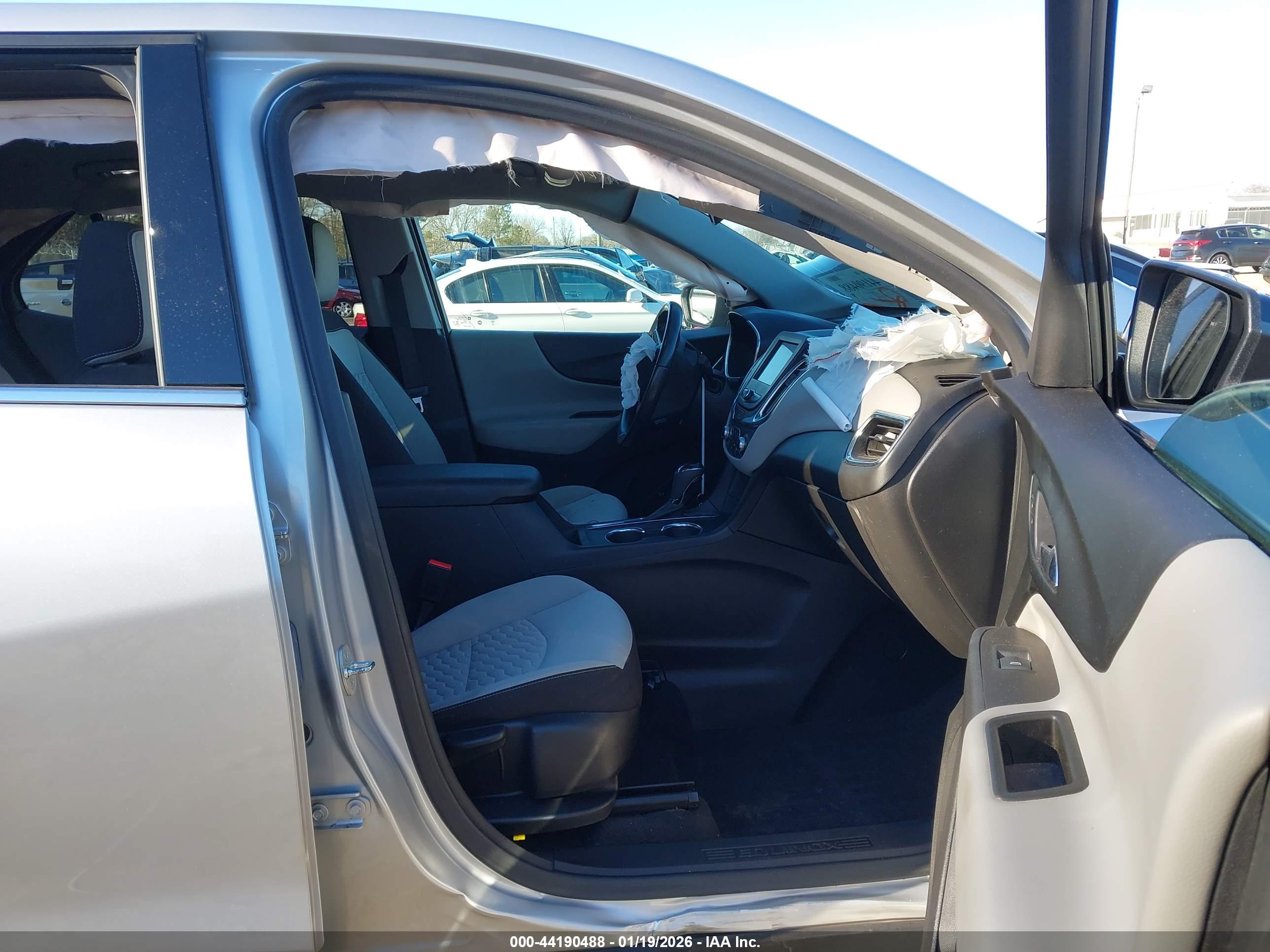 CHEVROLET EQUINOX image 5