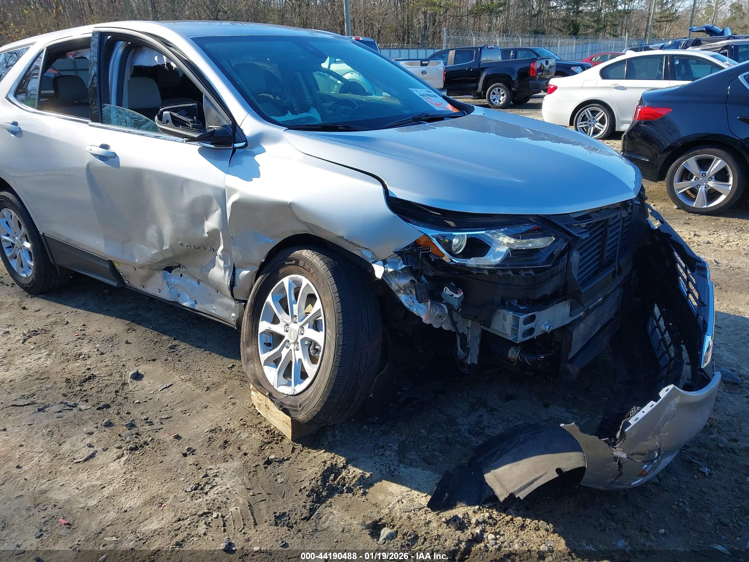 CHEVROLET EQUINOX image 6