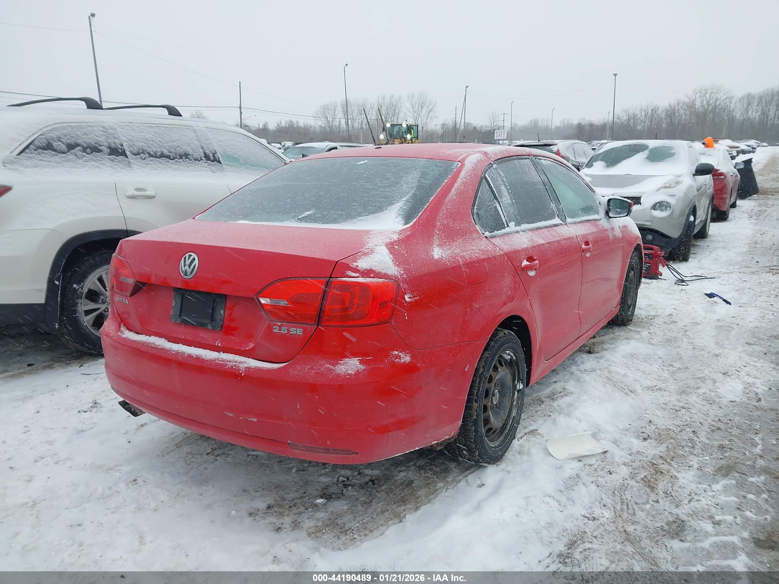VOLKSWAGEN JETTA image 4