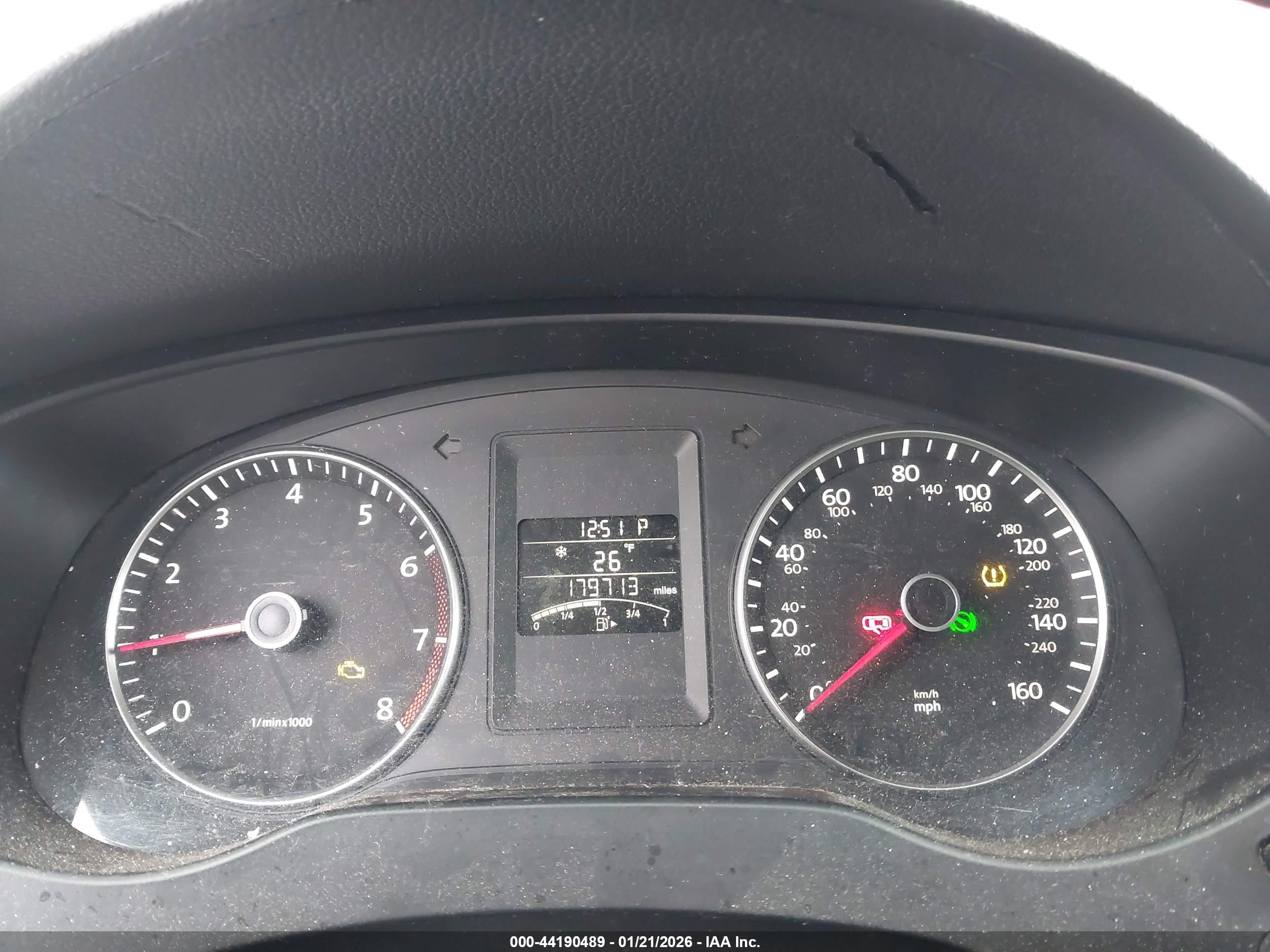 VOLKSWAGEN JETTA image 7
