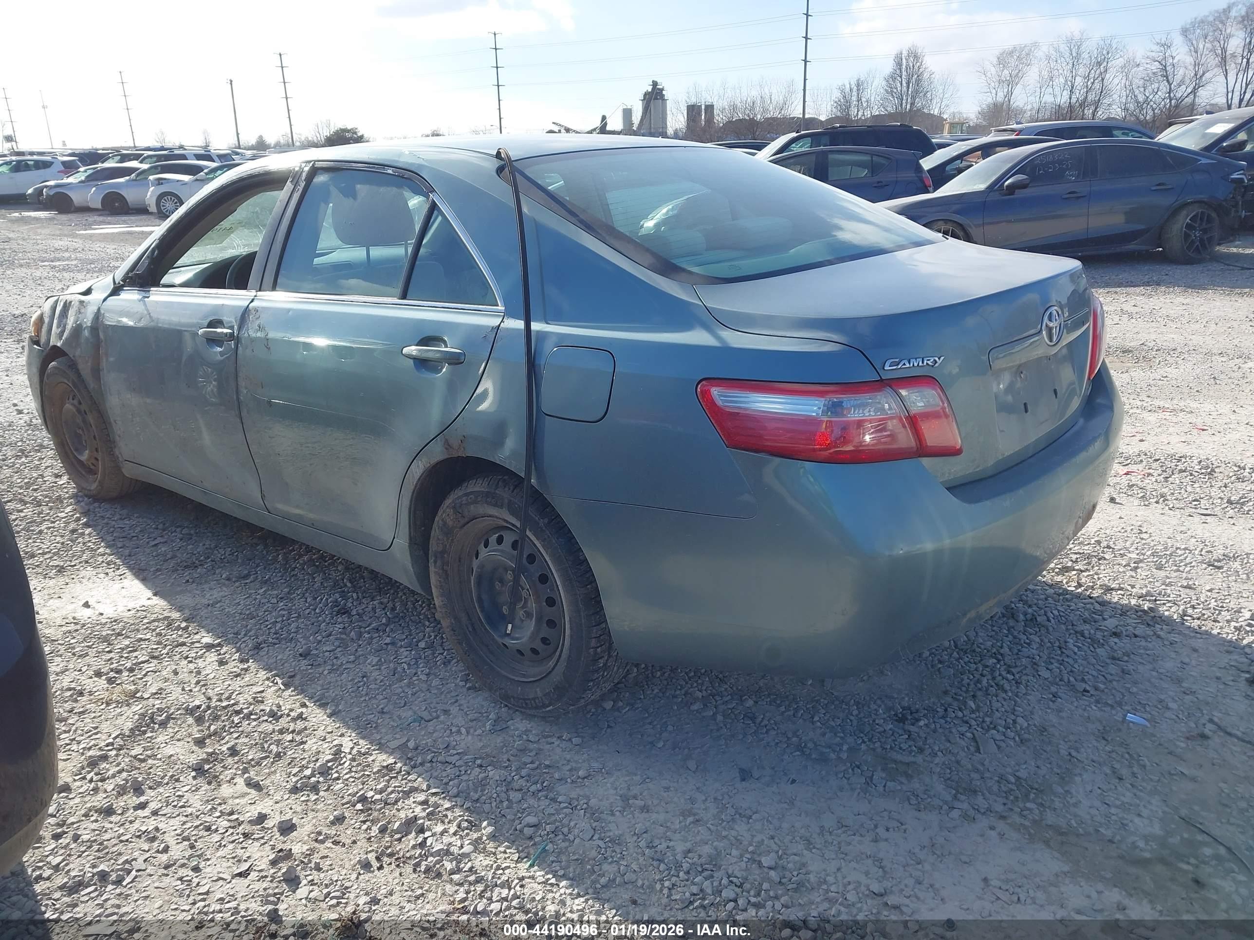 TOYOTA CAMRY image 3
