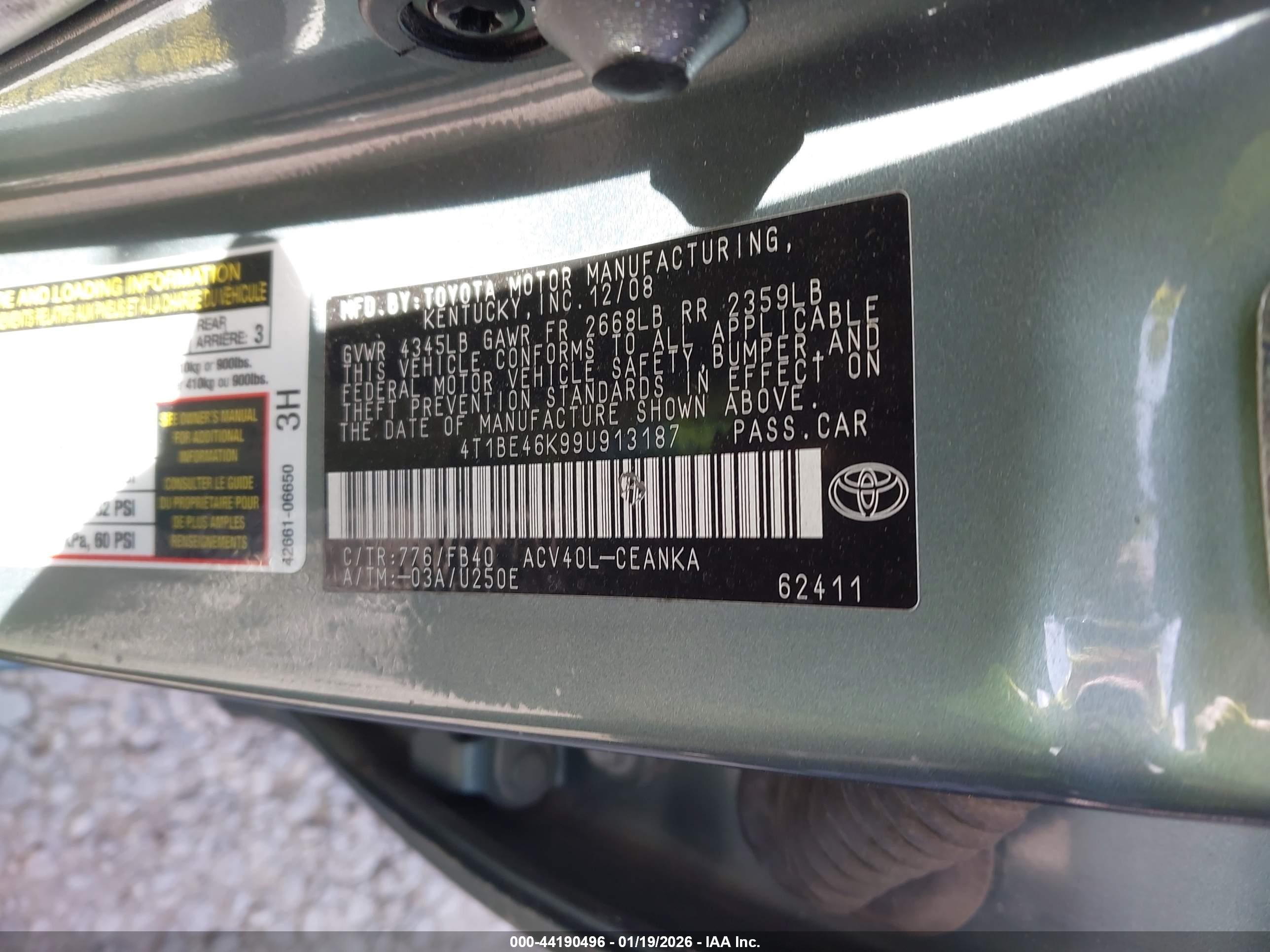 TOYOTA CAMRY image 9