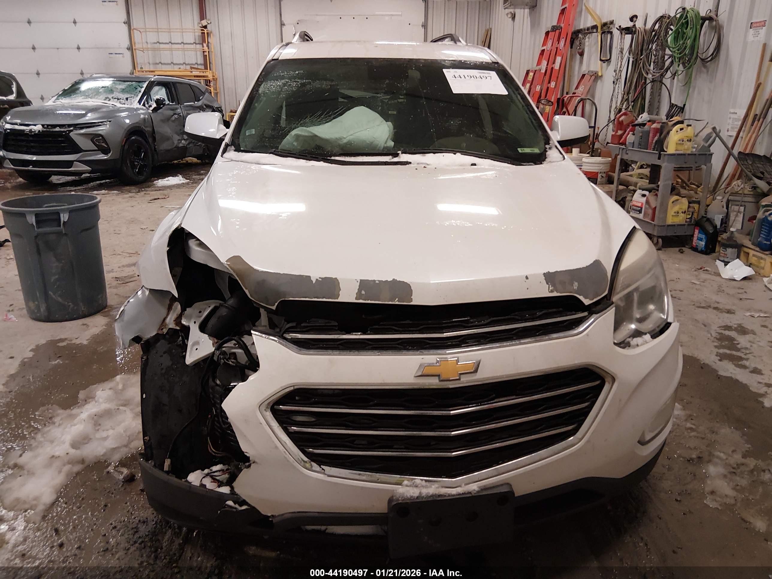 CHEVROLET EQUINOX image 6