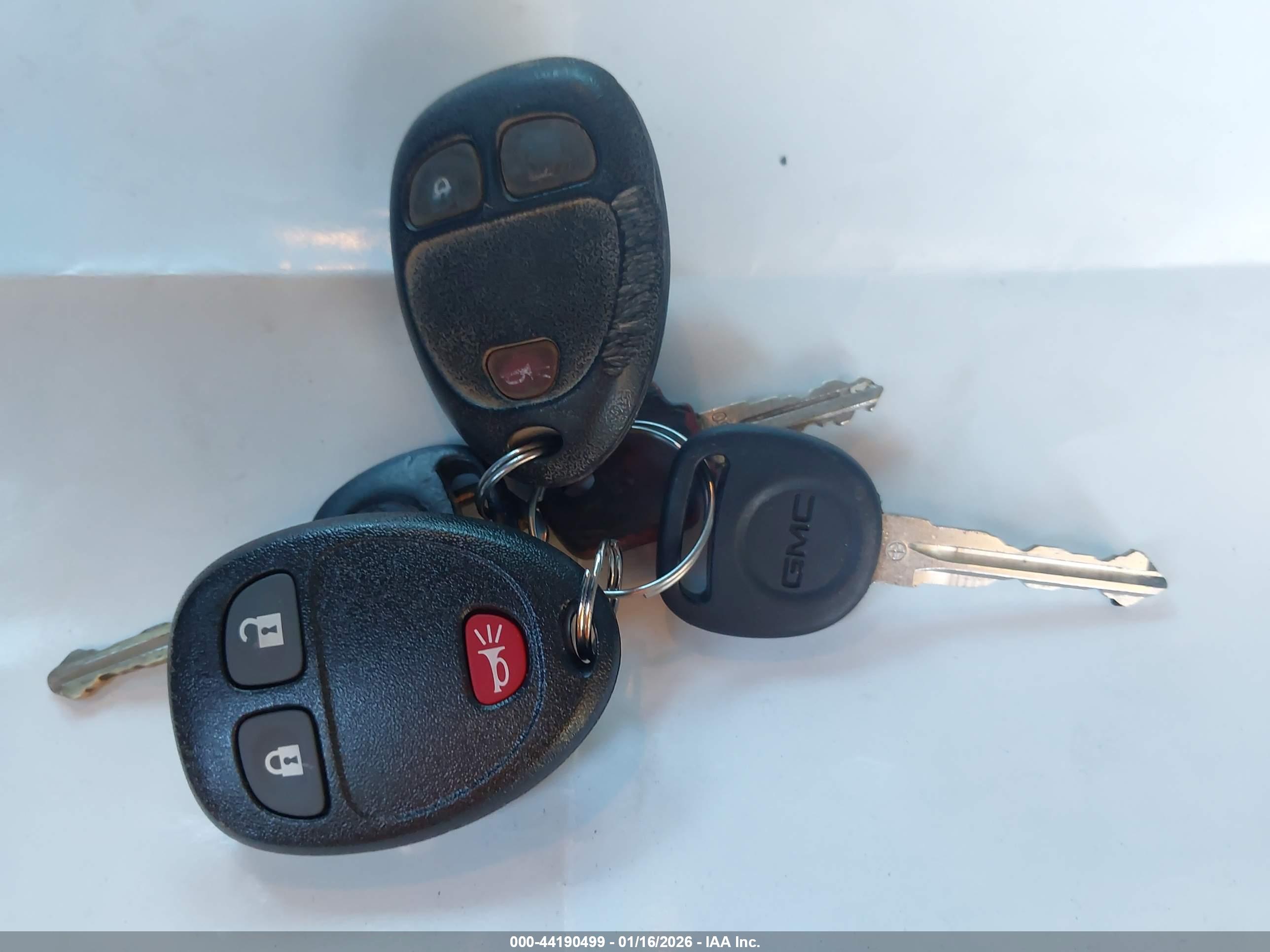 GMC SIERRA image 11