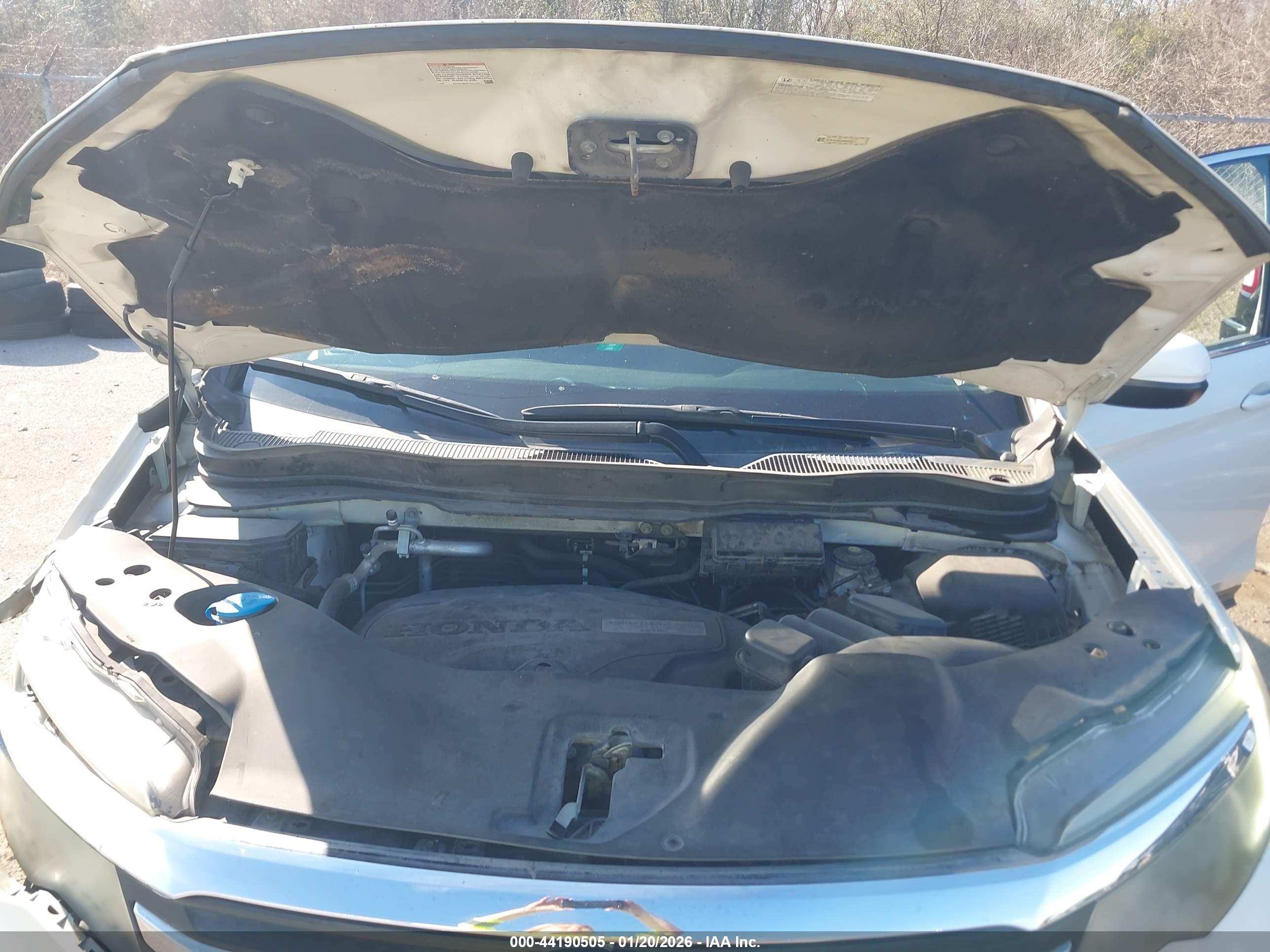 HONDA PILOT image 10