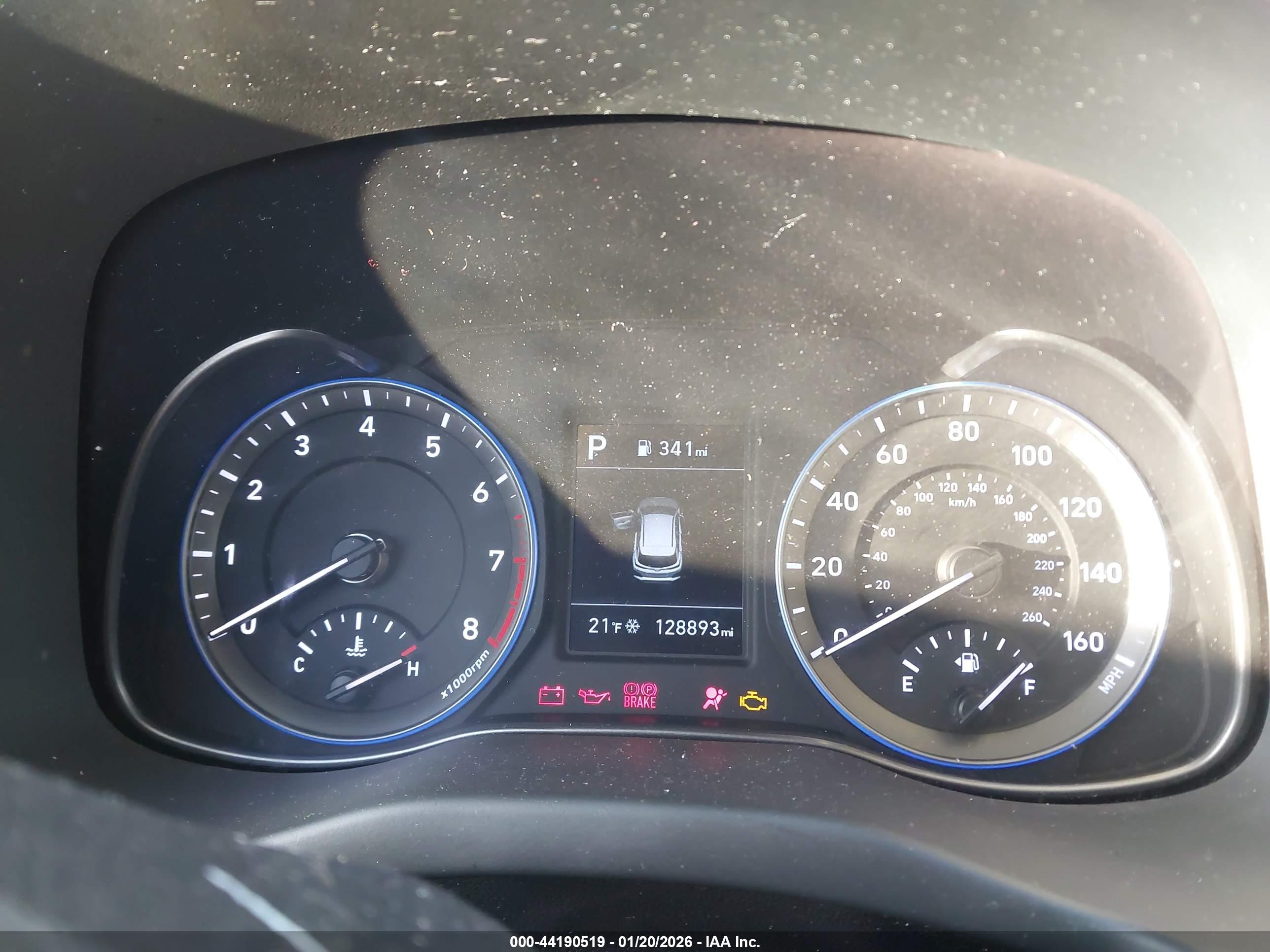 HYUNDAI KONA image 7