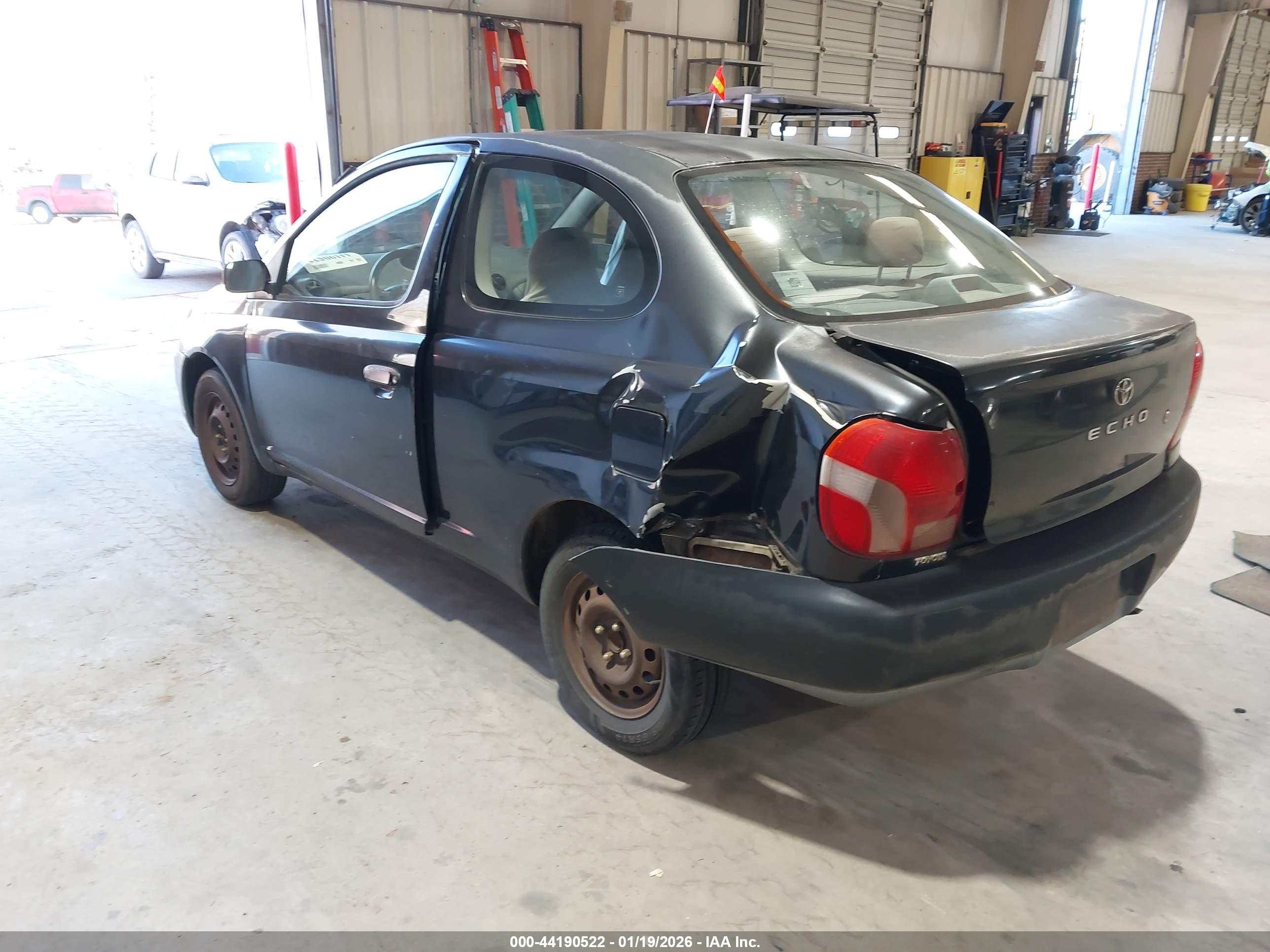 TOYOTA ECHO image 3