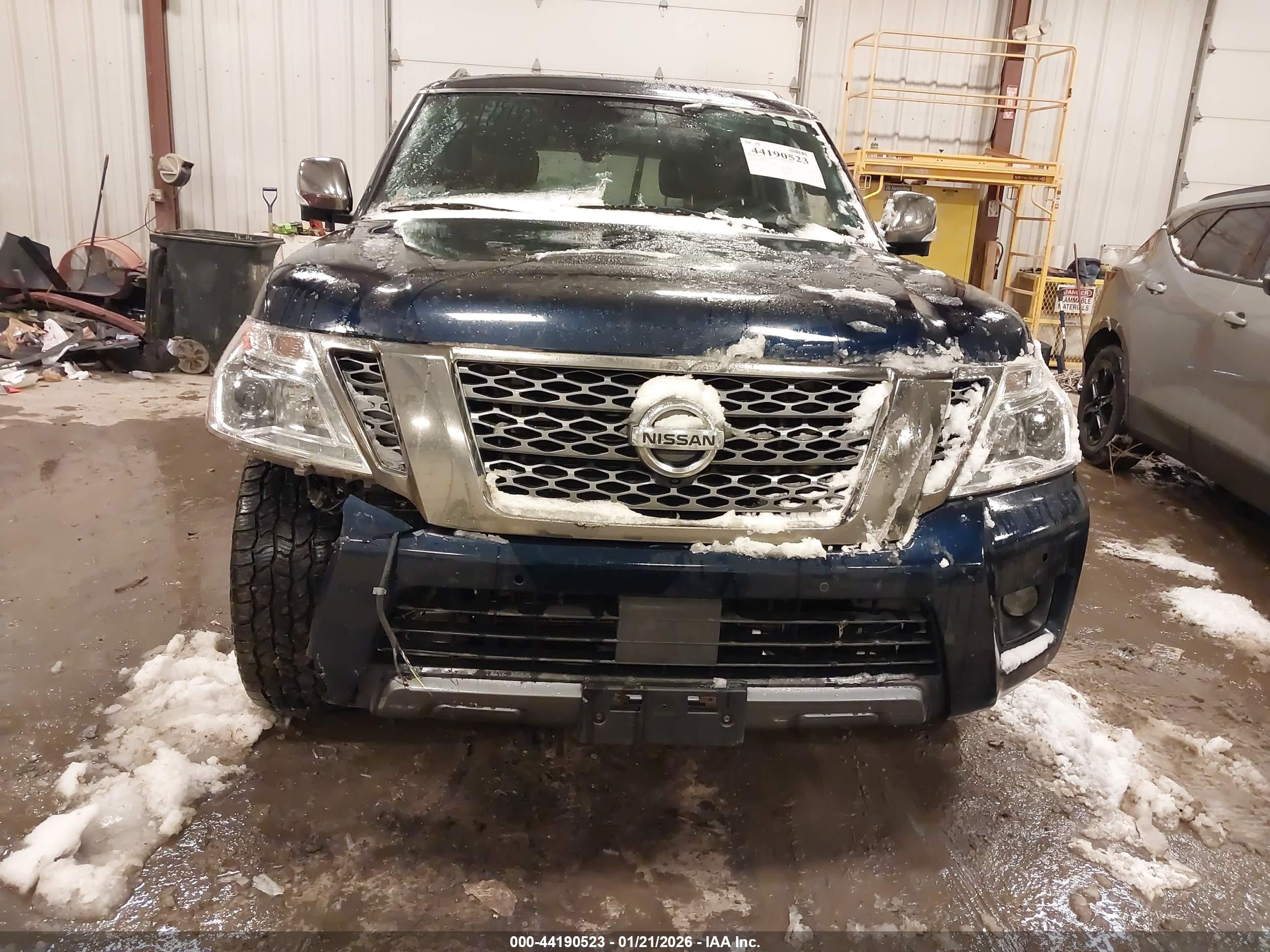 NISSAN ARMADA image 6