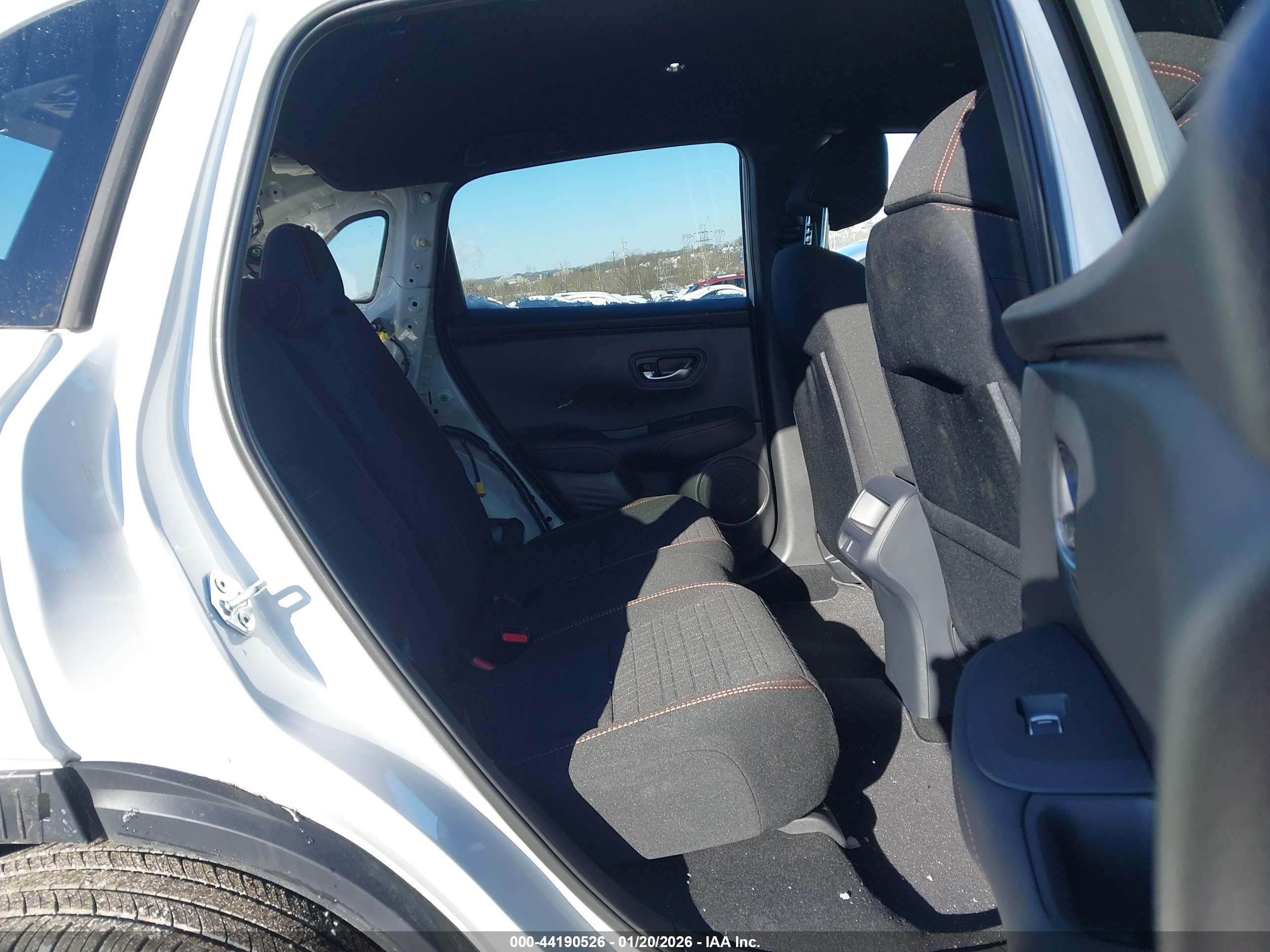 HONDA HR-V image 8