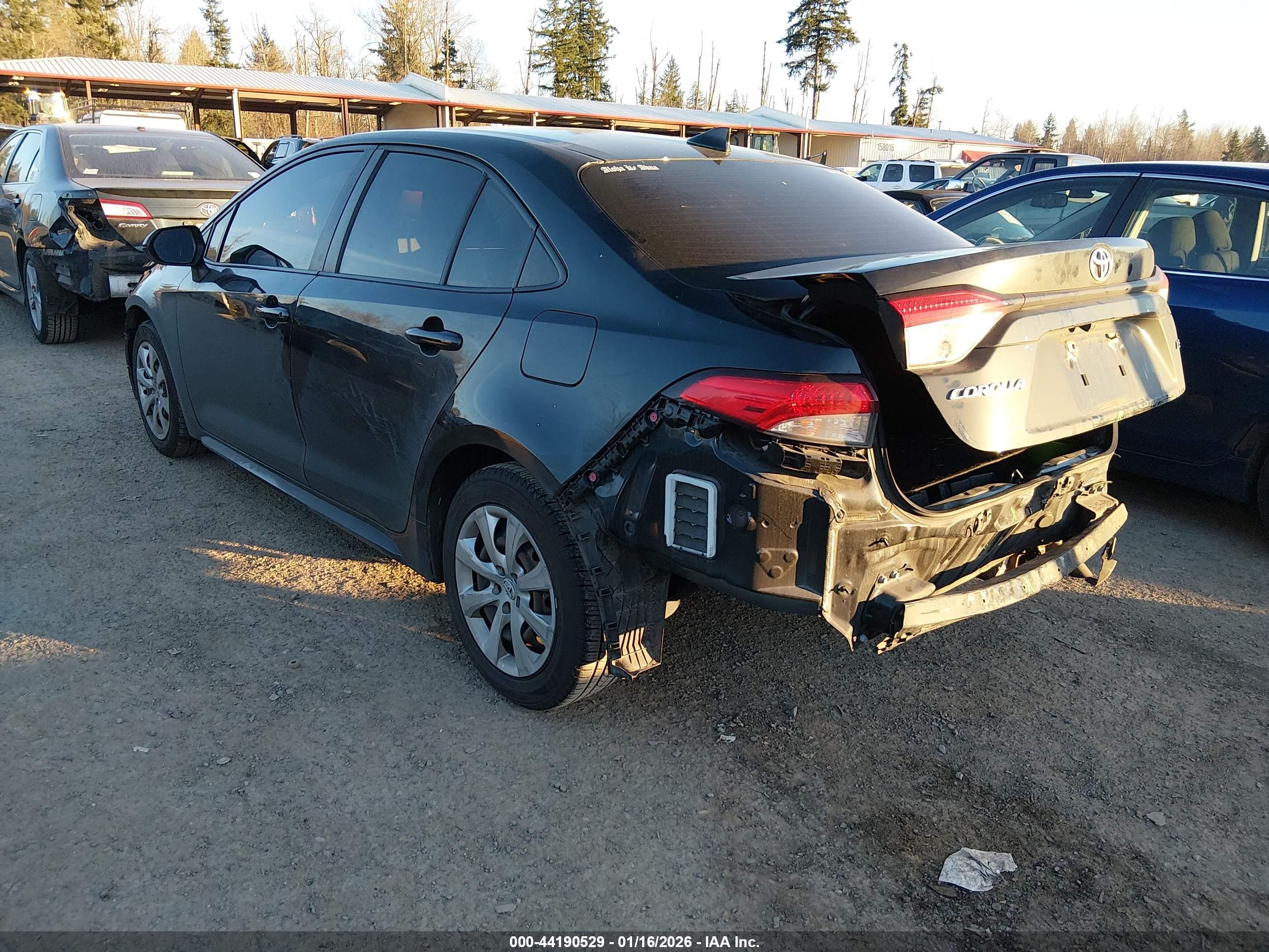 TOYOTA COROLLA image 3