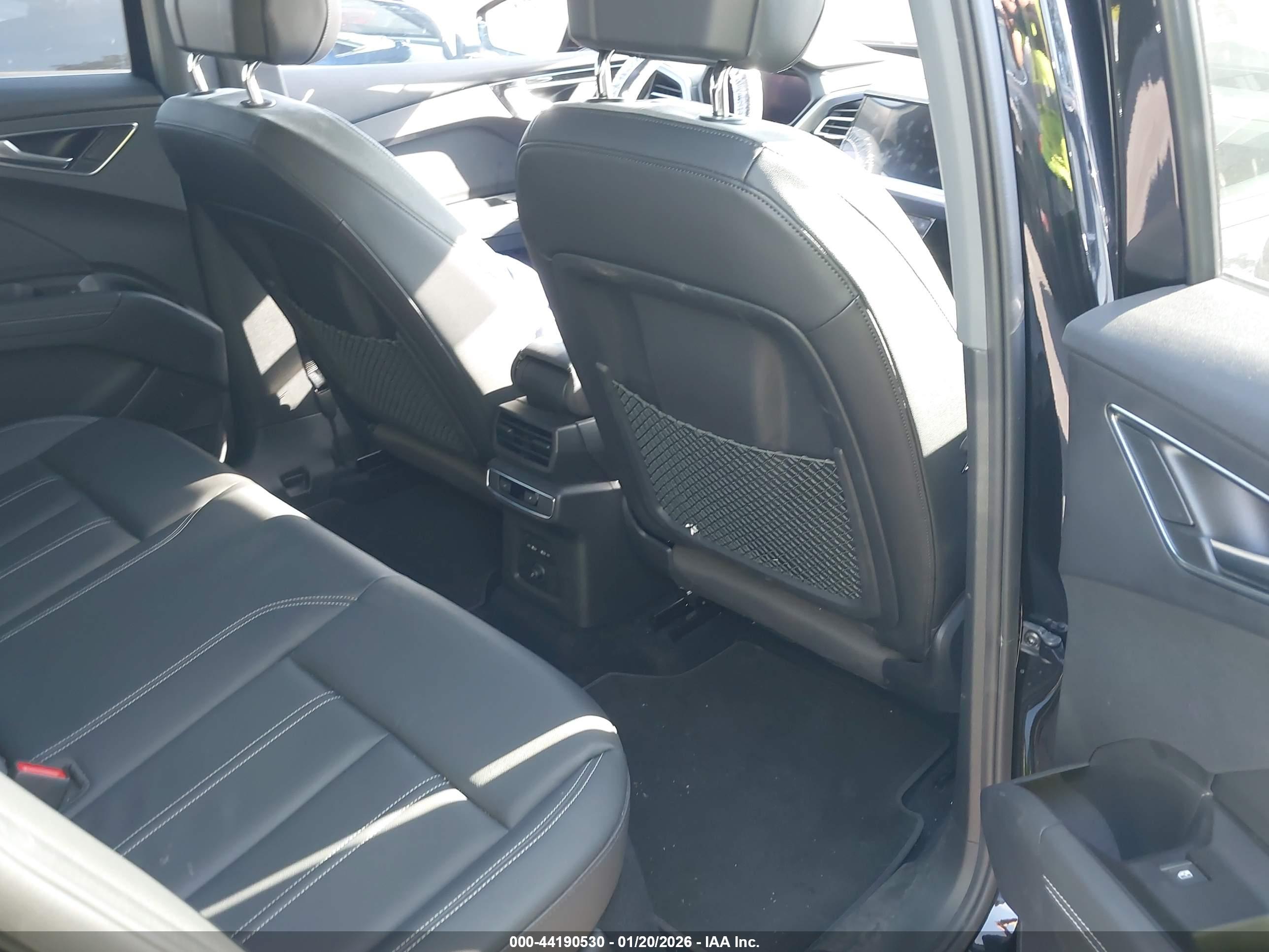 AUDI Q4 image 8