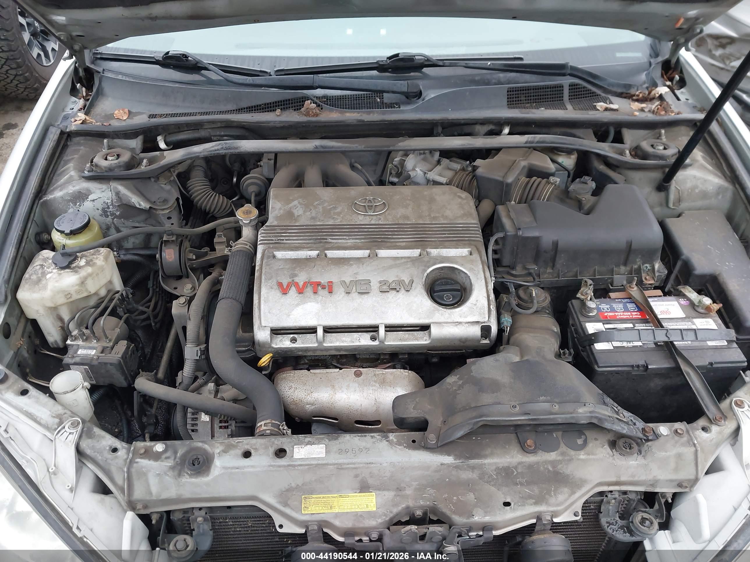 TOYOTA CAMRY image 10