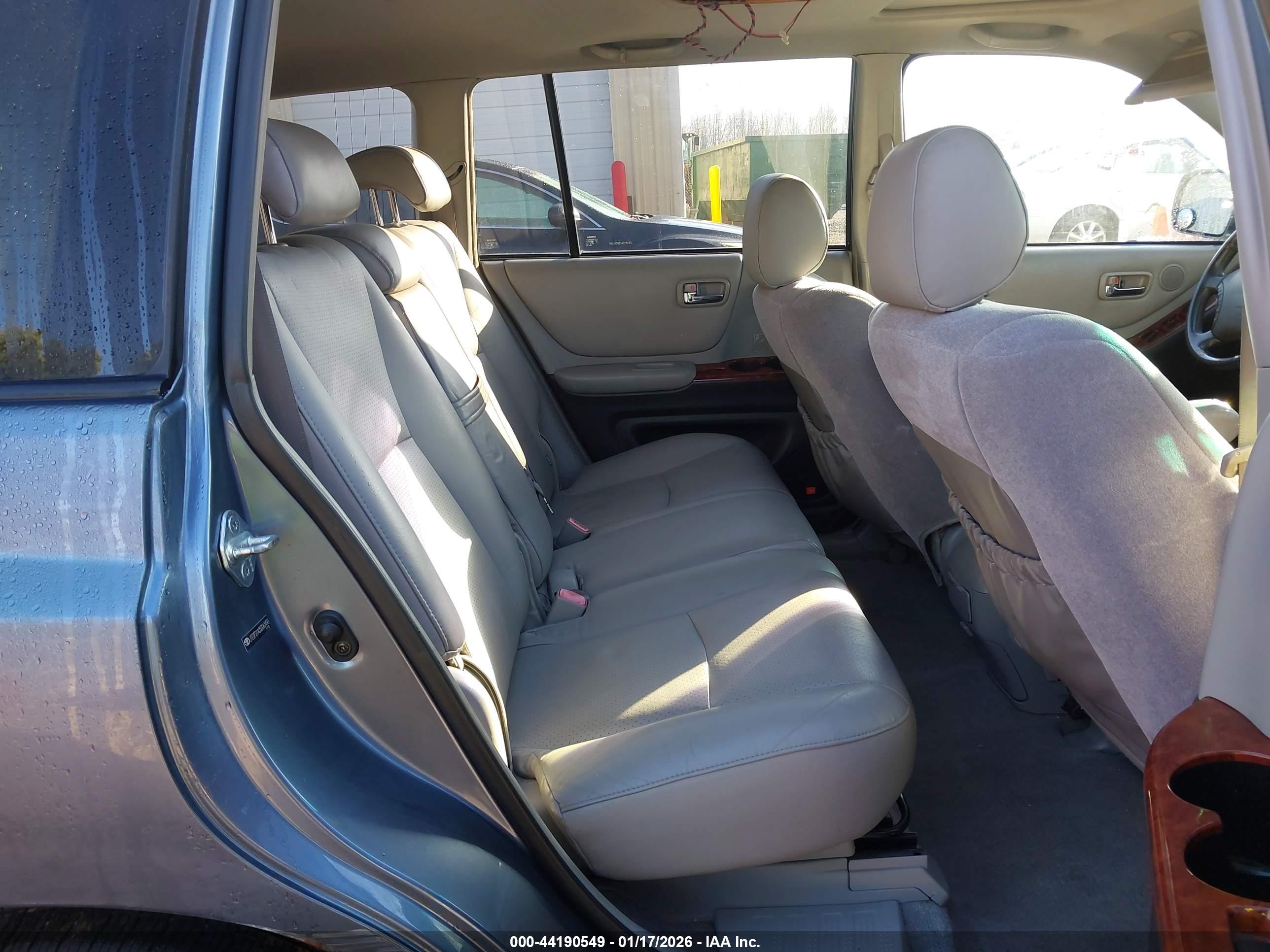 TOYOTA HIGHLANDER image 8