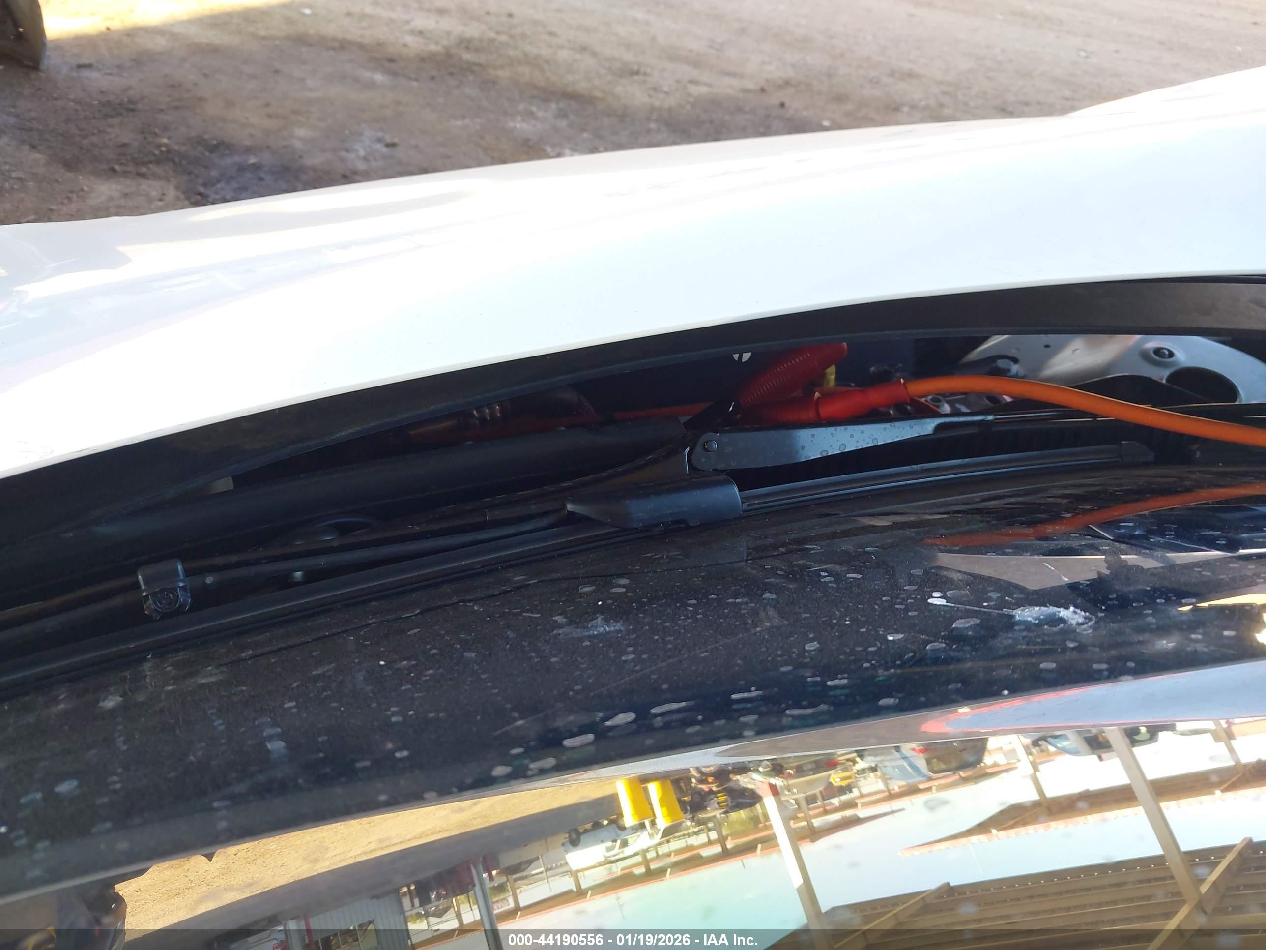 TESLA MODEL image 10