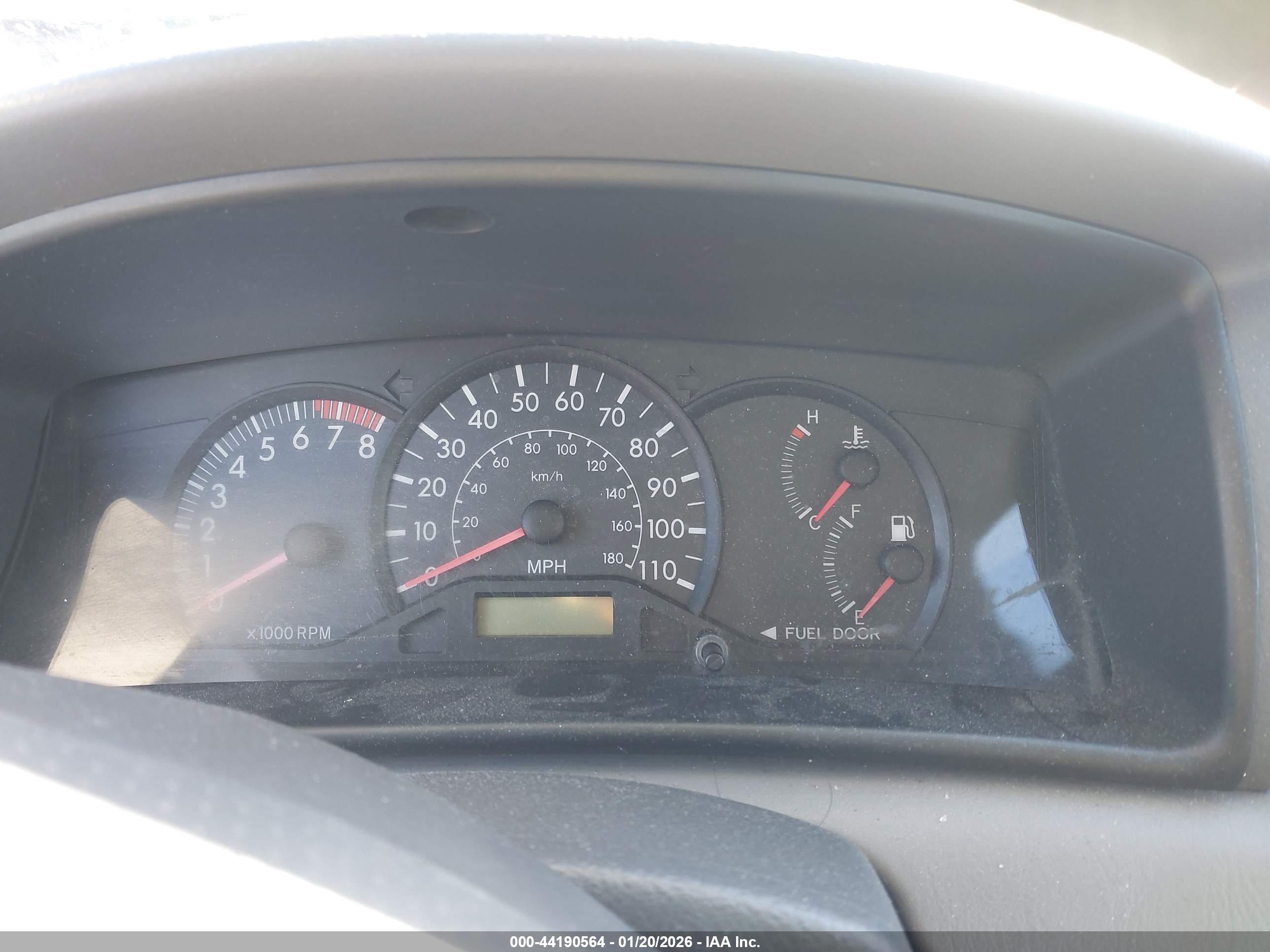 TOYOTA COROLLA image 7