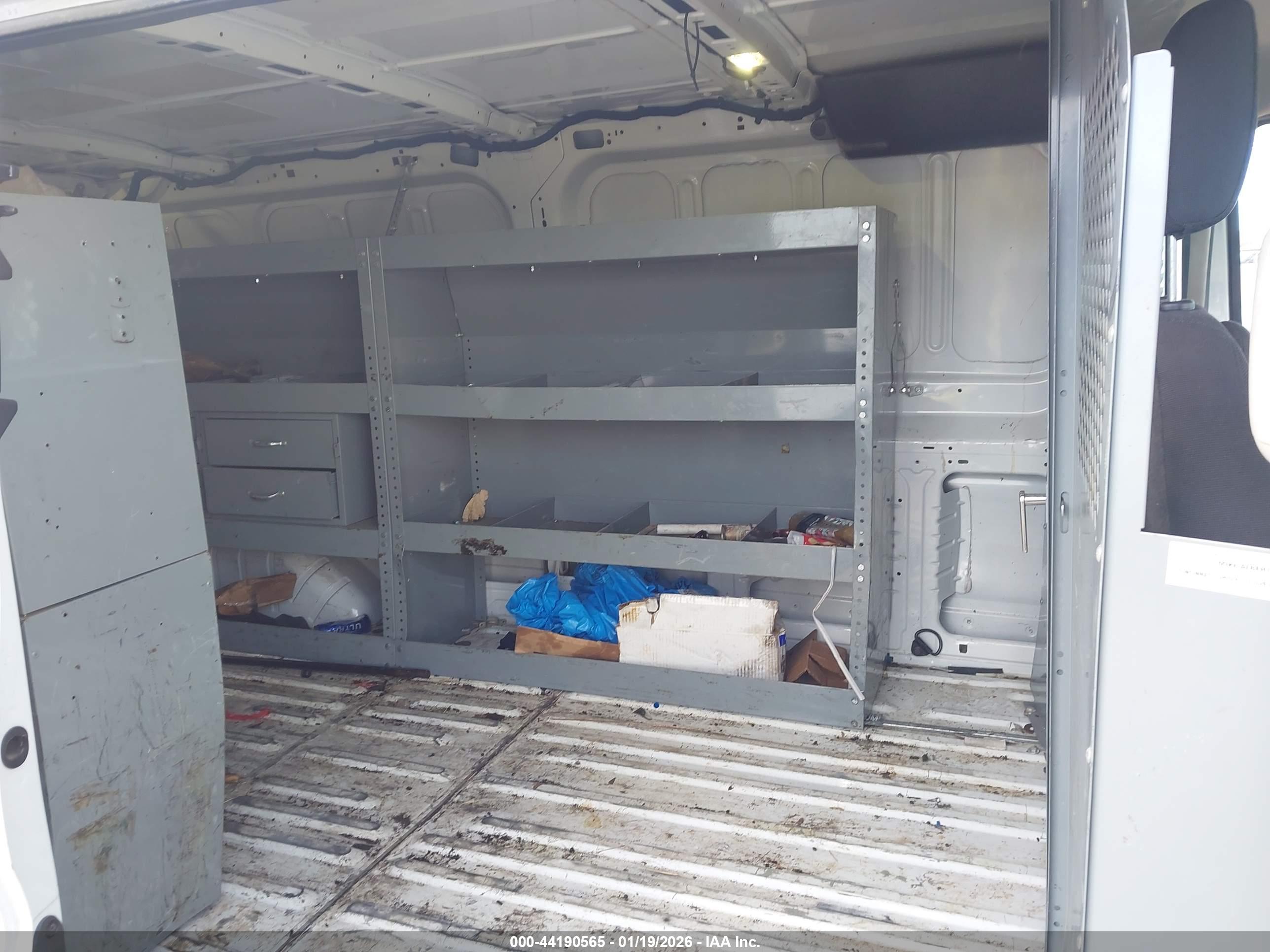 FORD TRANSIT-150 image 8