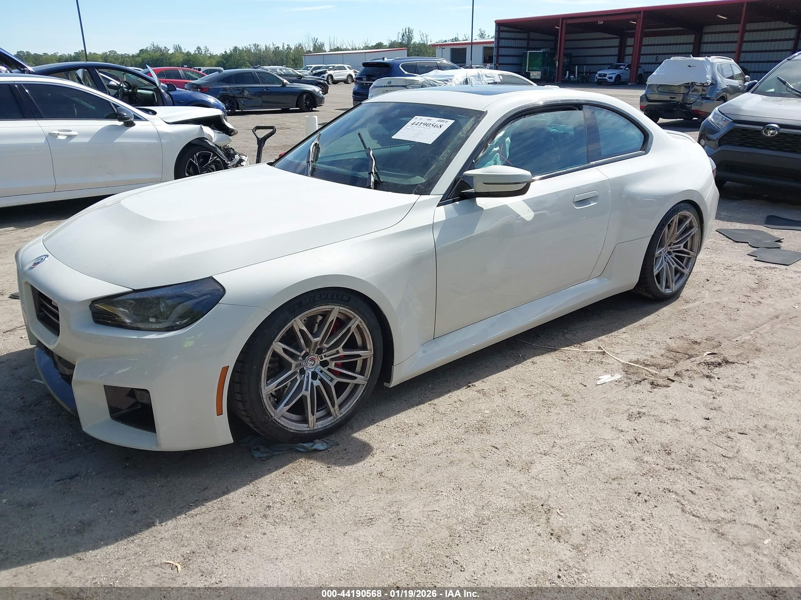 BMW M2 image 2