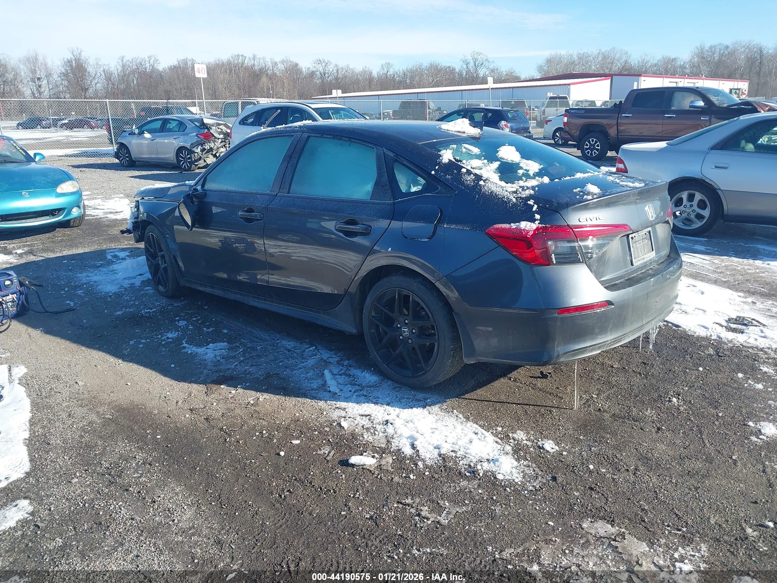 HONDA CIVIC image 3