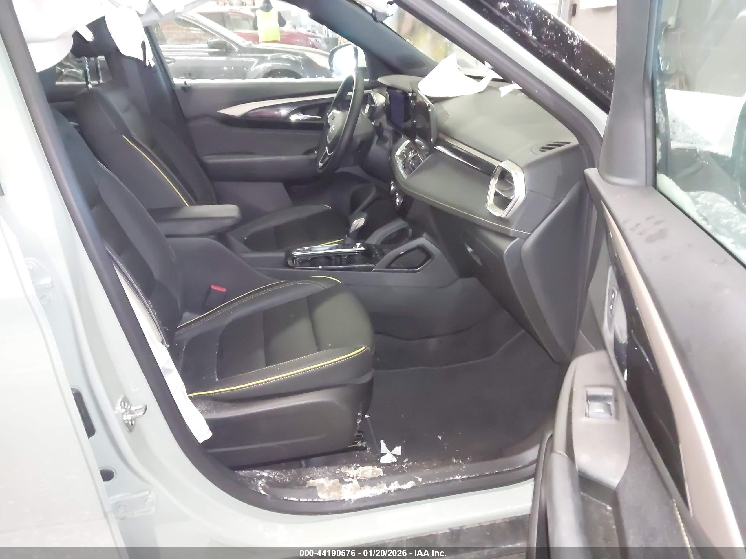 CHEVROLET TRAILBLAZER image 5