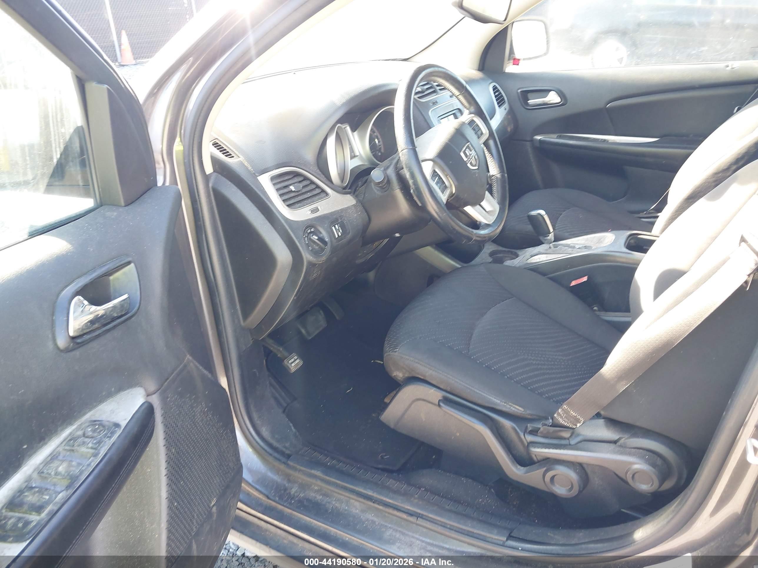 DODGE JOURNEY image 5
