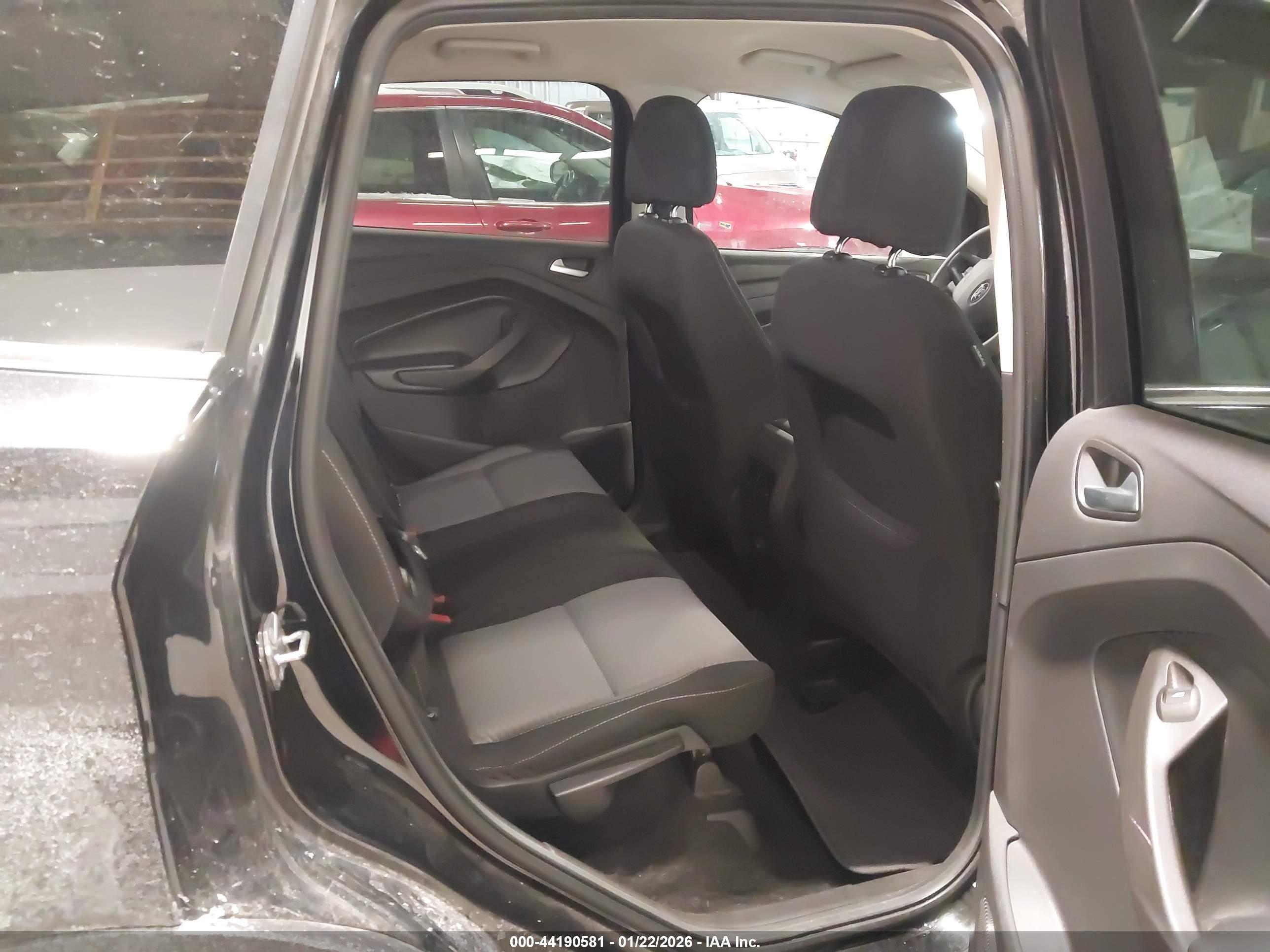 FORD ESCAPE image 8