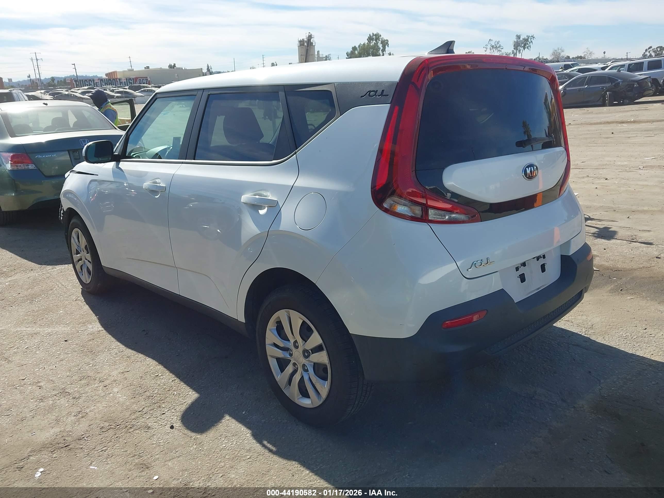 KIA SOUL image 3