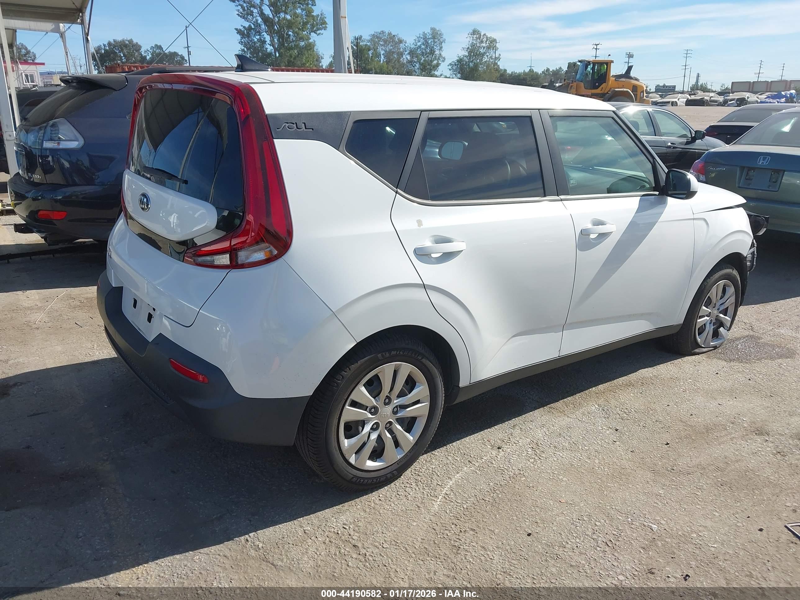 KIA SOUL image 4