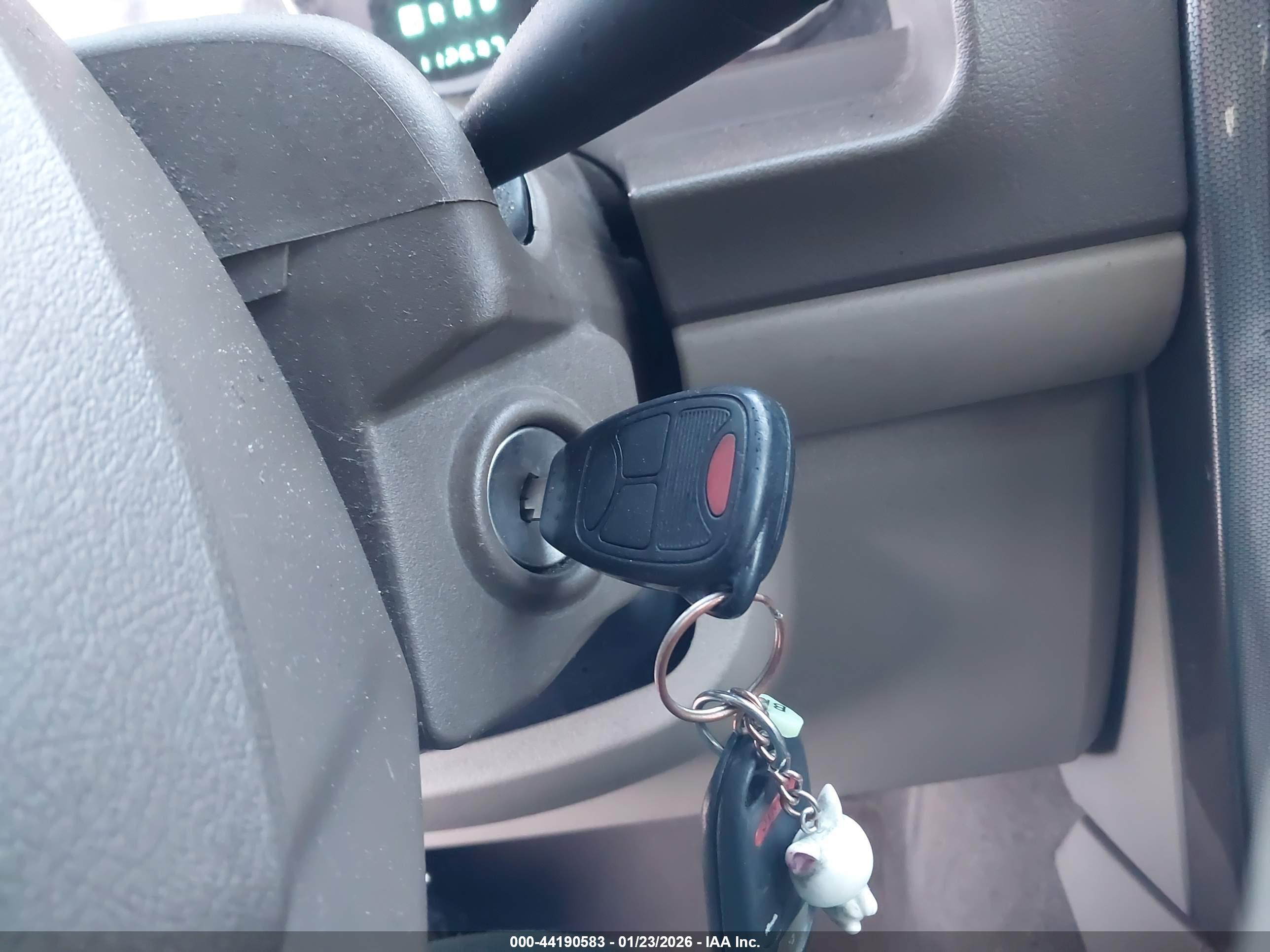 JEEP LIBERTY image 11